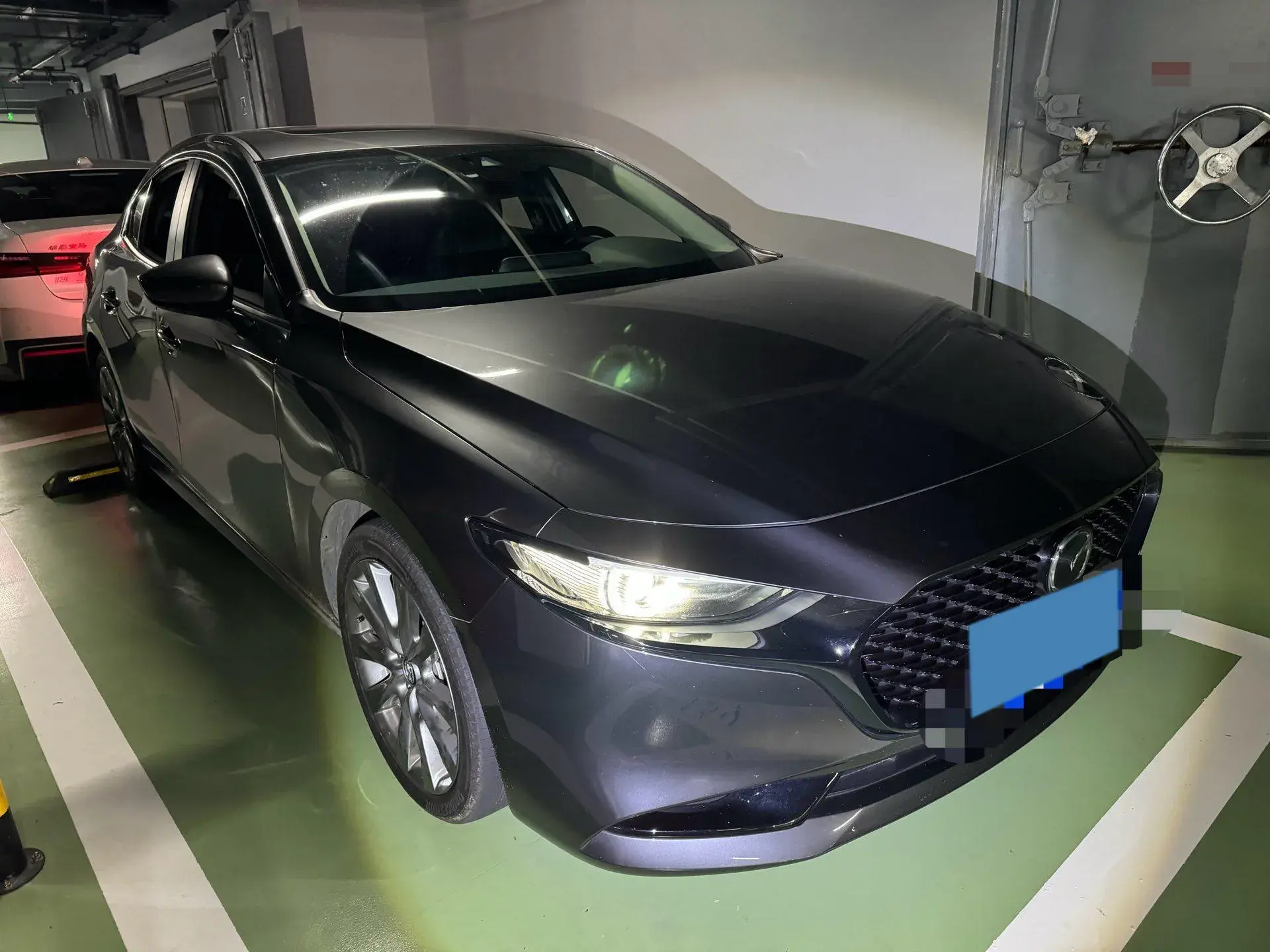 2023 MAZDA 3 thumbnail 3