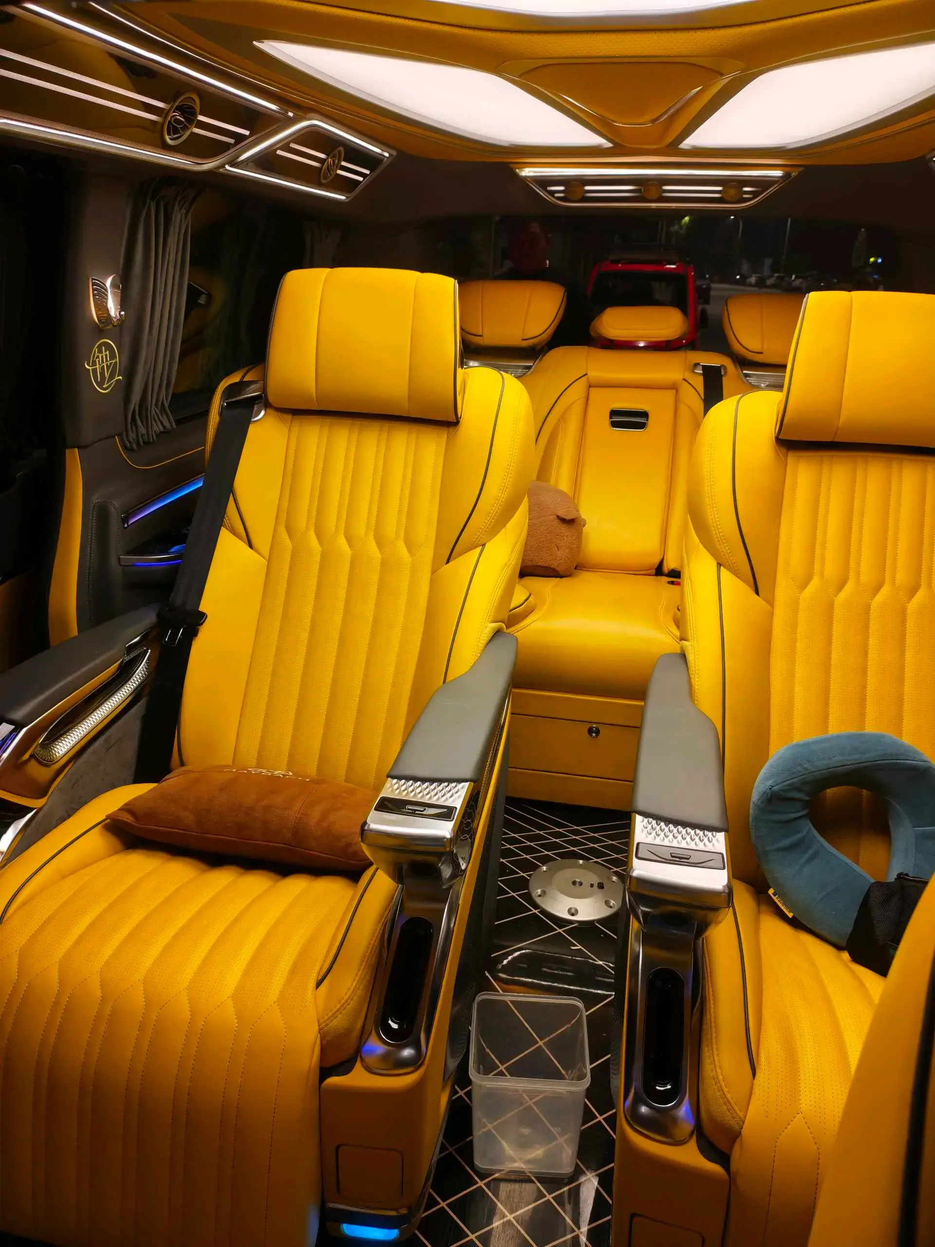 2024 MERCEDES-BENZ VITO thumbnail 4