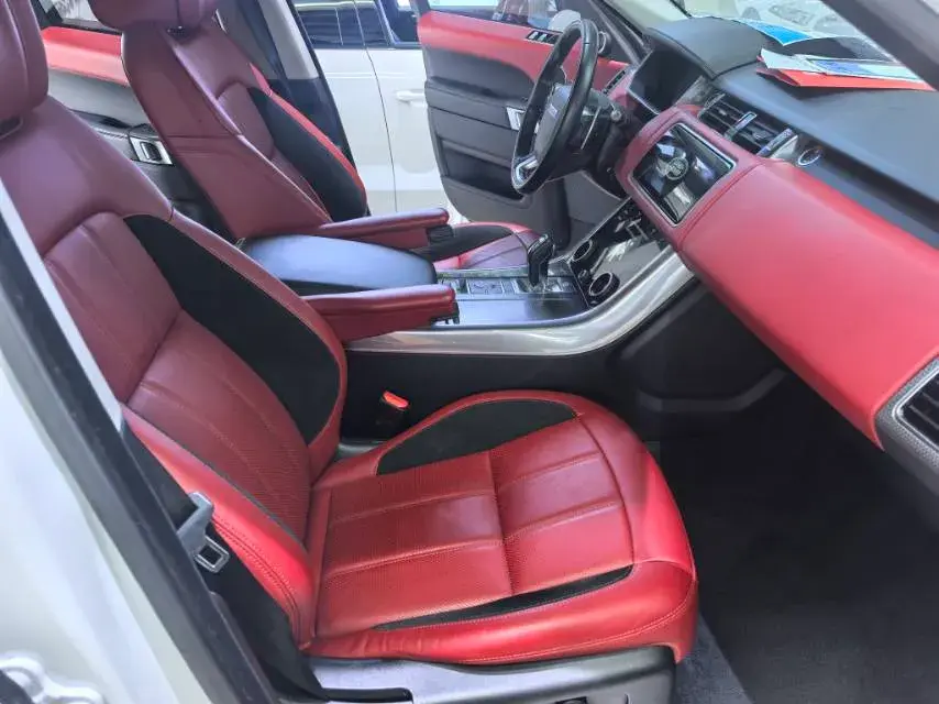 2020 LAND ROVER thumbnail 2