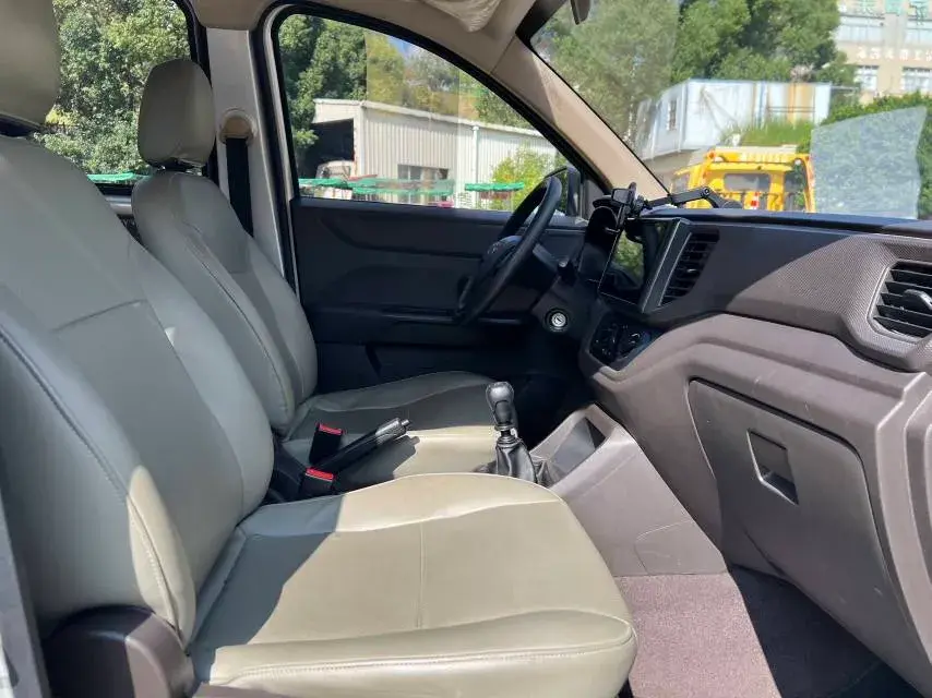 2019 WULING RONGGUANG thumbnail 4