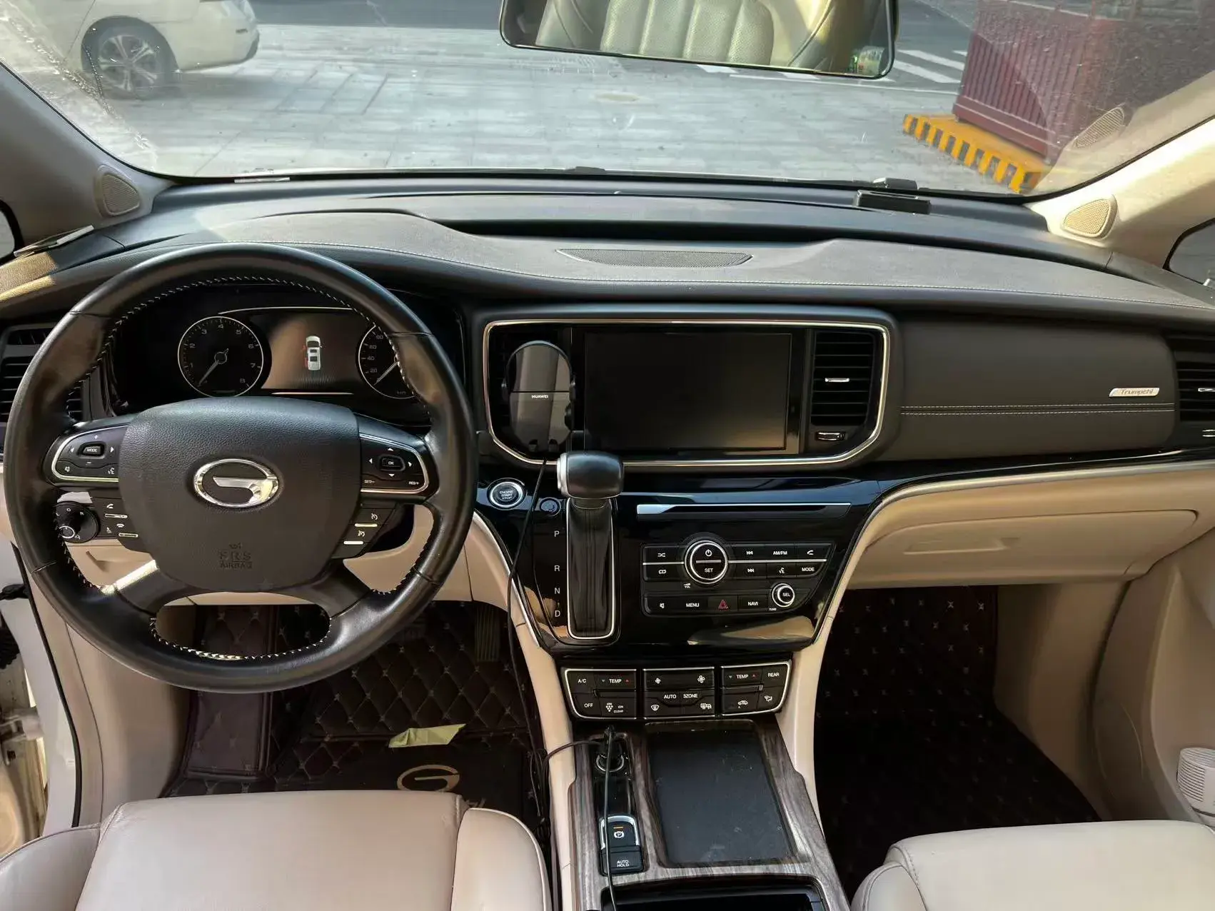 2021 GAC TRUMPCHI thumbnail 4