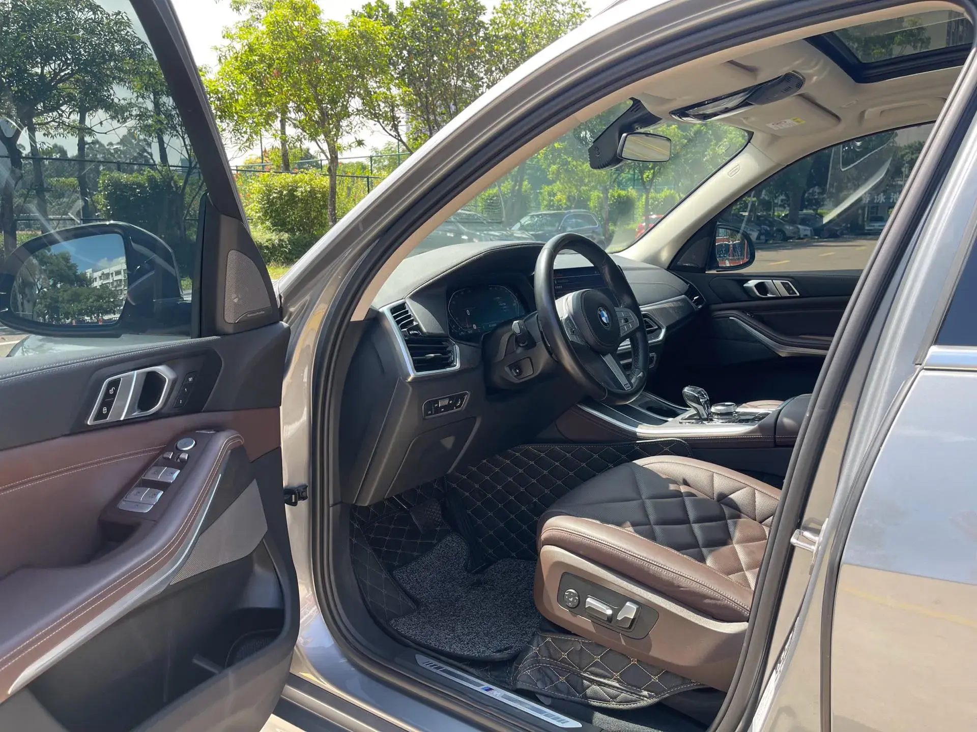 2022 BMW X5 thumbnail 4