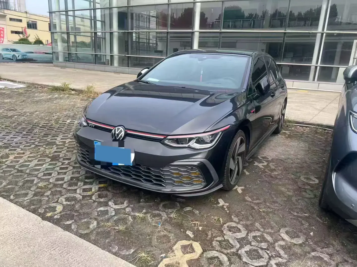 2021 VOLKSWAGEN GOLFGTI view 1