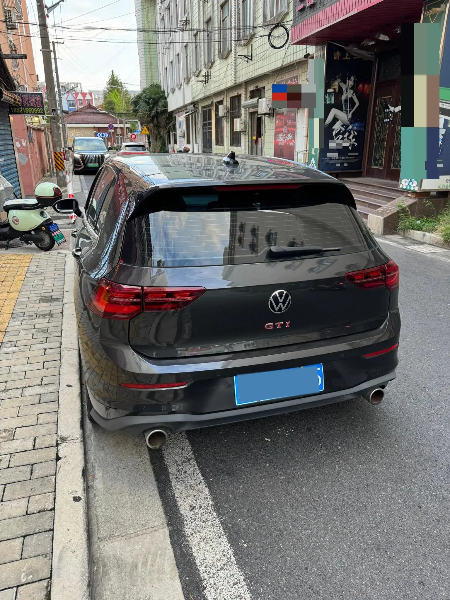 2021 VOLKSWAGEN GOLFGTI thumbnail 3