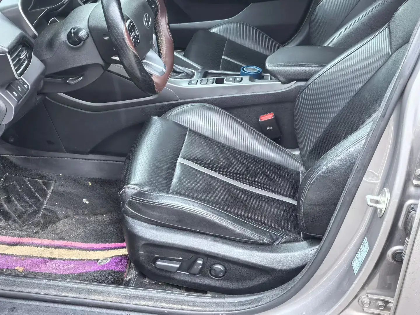 2019 HYUNDAI LA thumbnail 4