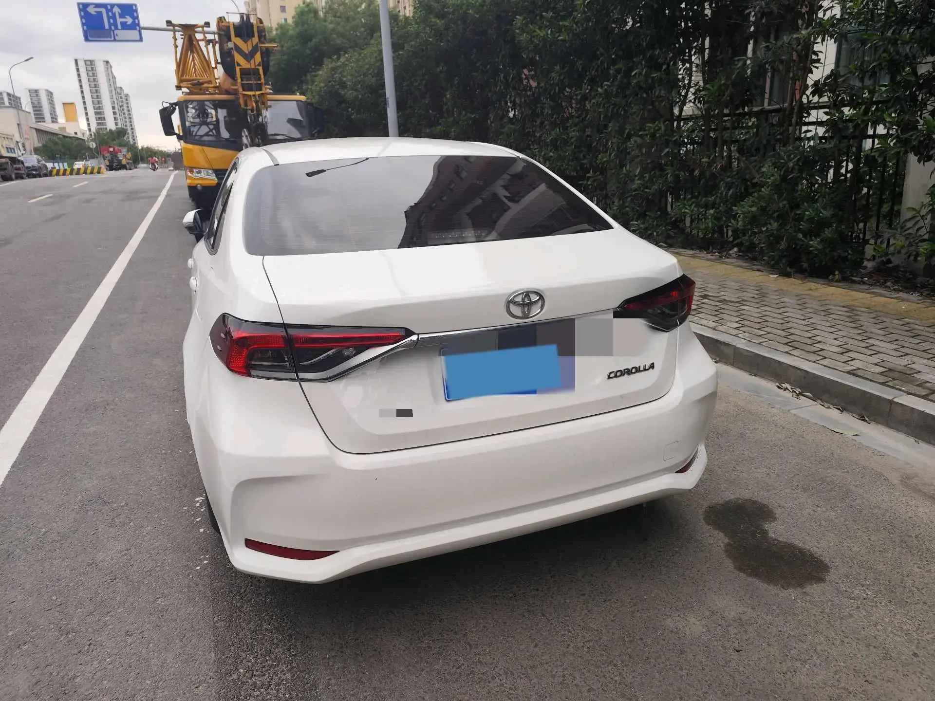 2022 TOYOTA COROLLA thumbnail 3