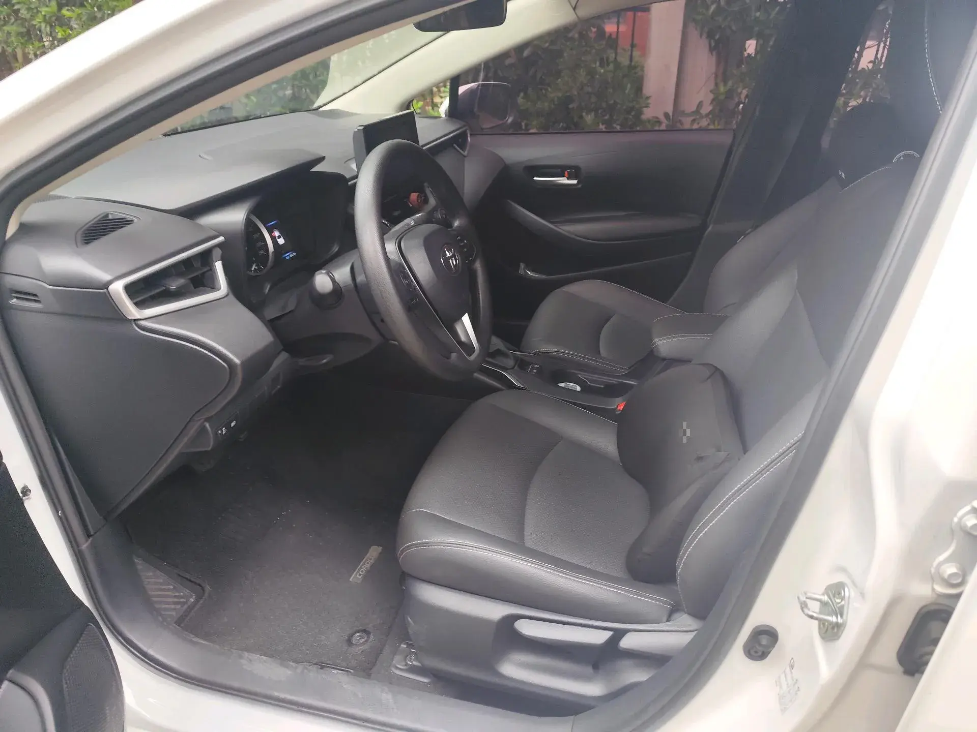 2022 TOYOTA COROLLA thumbnail 4