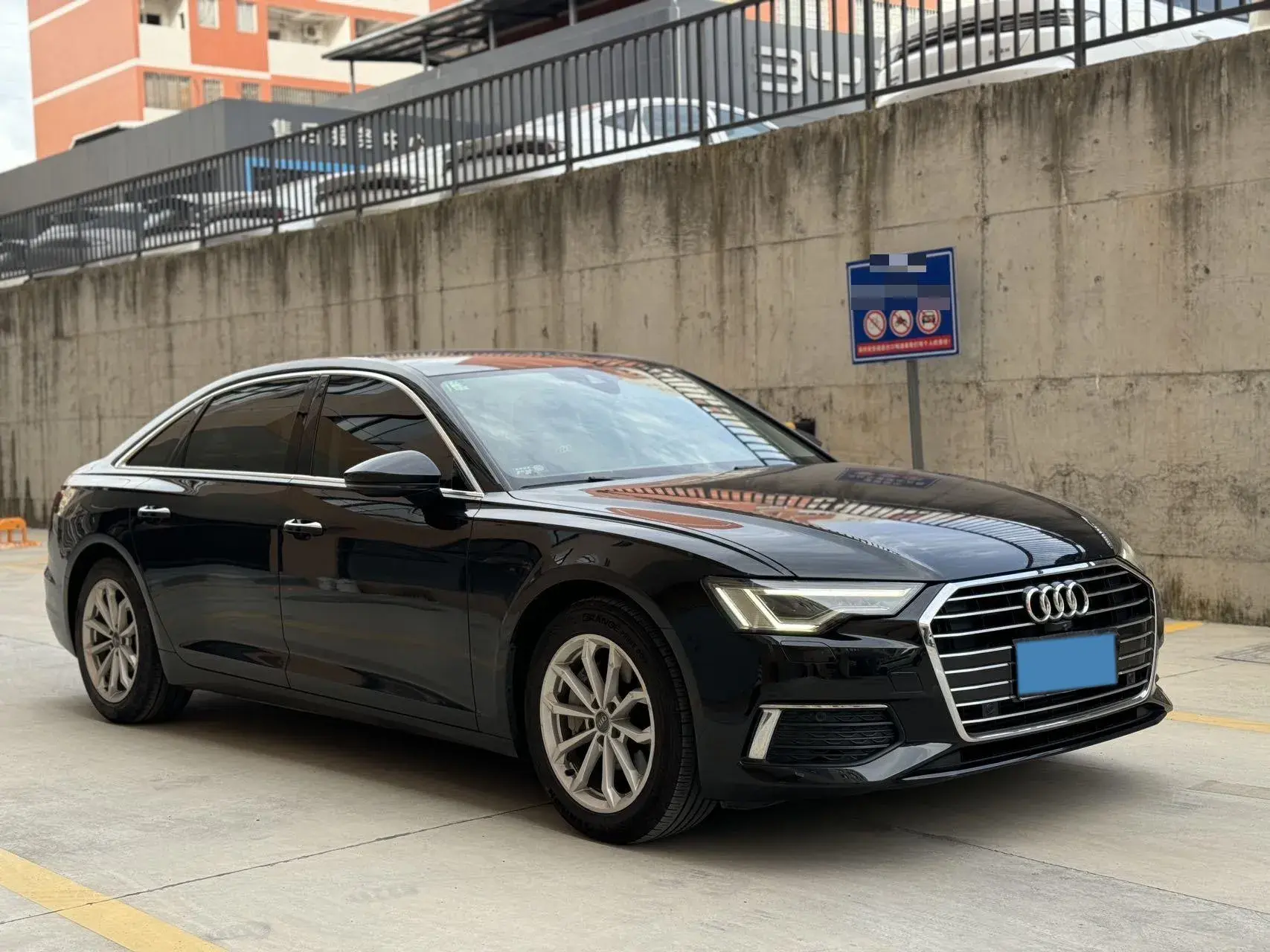 2020 AUDI A6L thumbnail 3