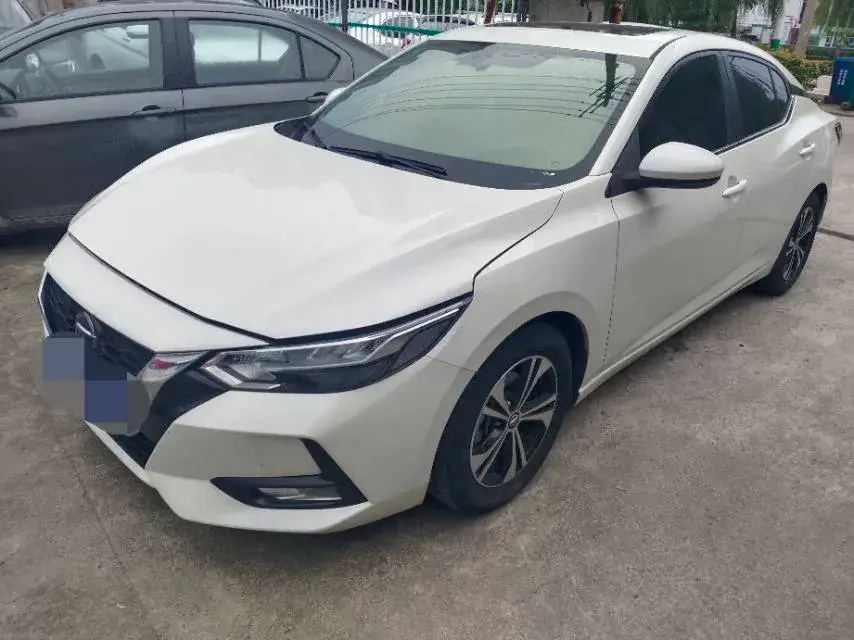 2021 NISSAN SYLPHY view 1