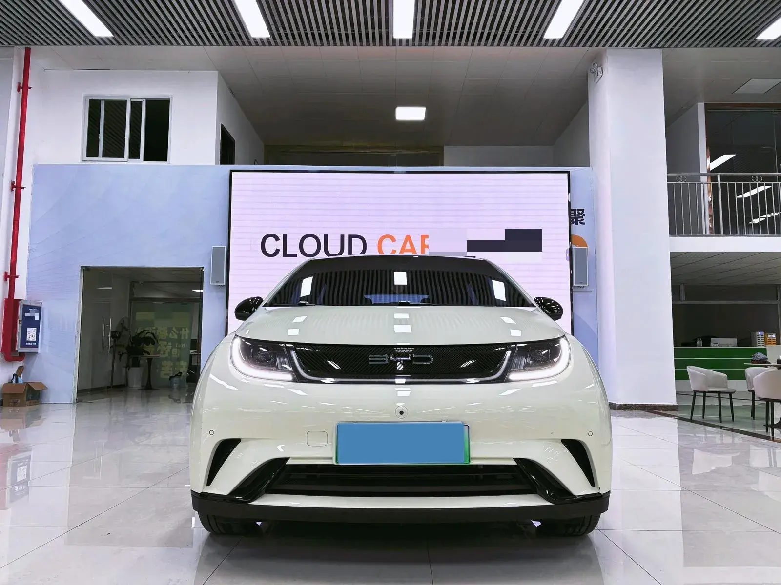 2023 BYD DOLPHIN thumbnail 2