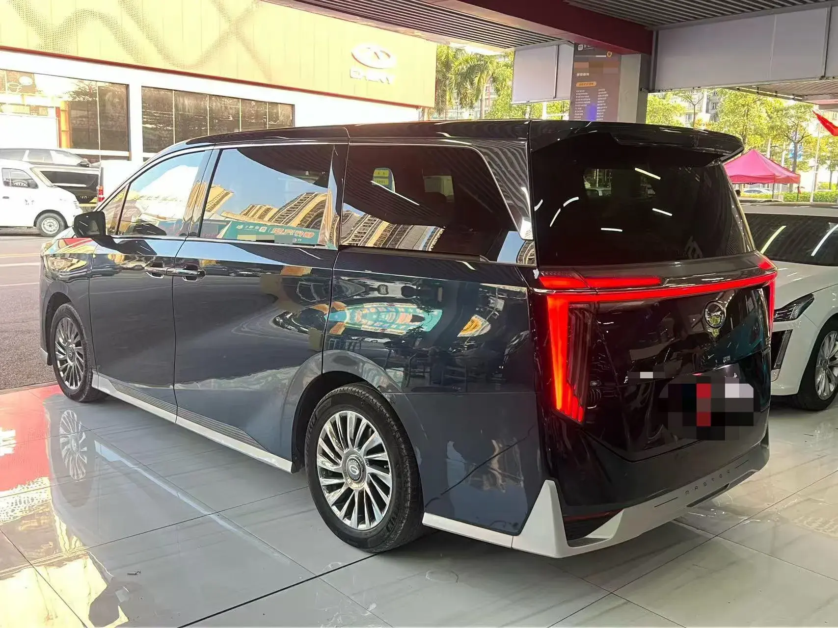 2023 GAC TRUMPCHI thumbnail 3