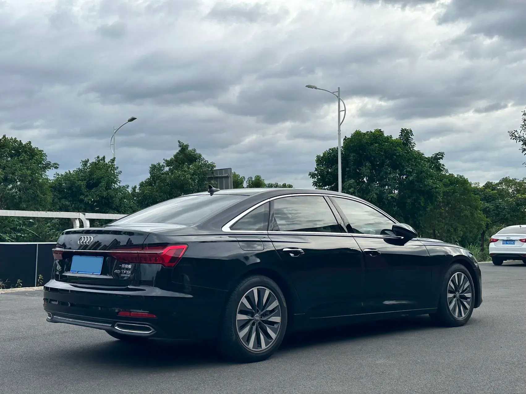 2020 AUDI A6L thumbnail 4