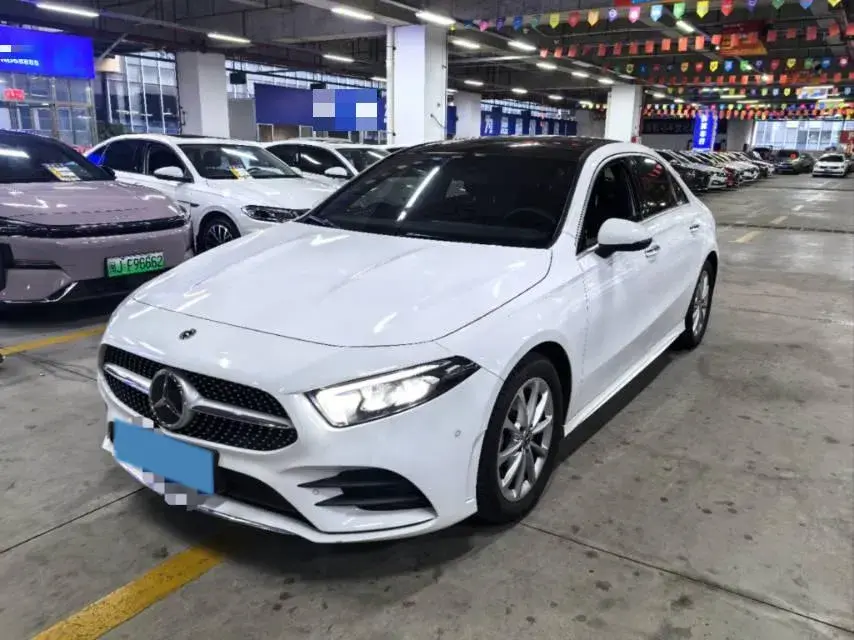 2022 MERCEDES-BENZ A view 1