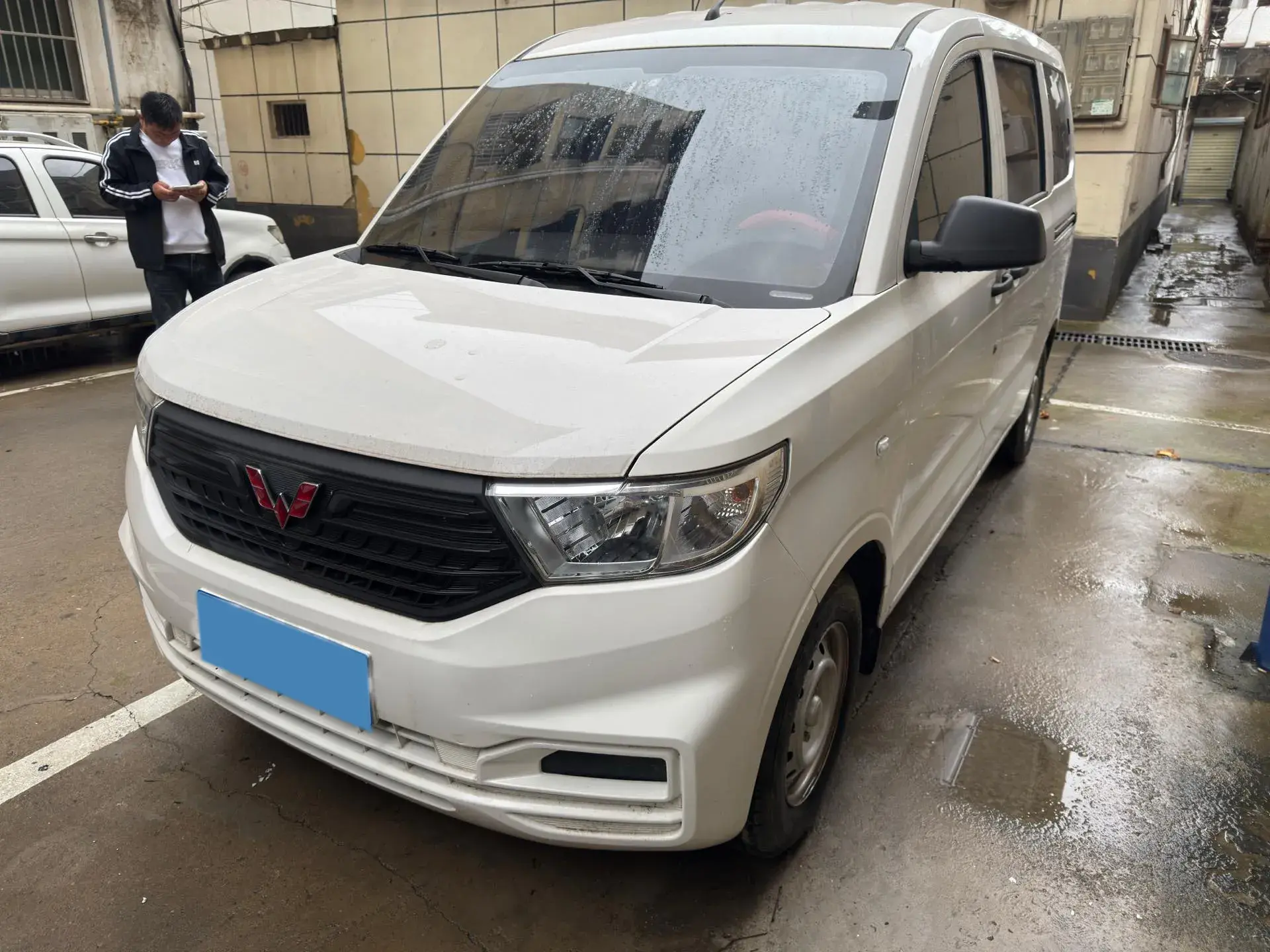 2022 WULING HONGGUANG view 1