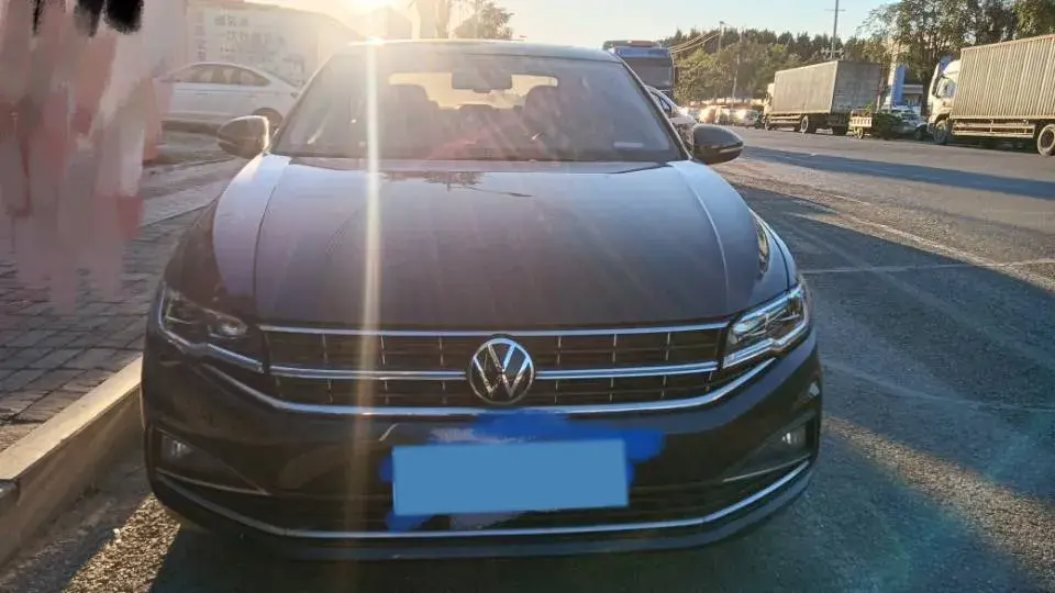 2021 VOLKSWAGEN BORA thumbnail 4