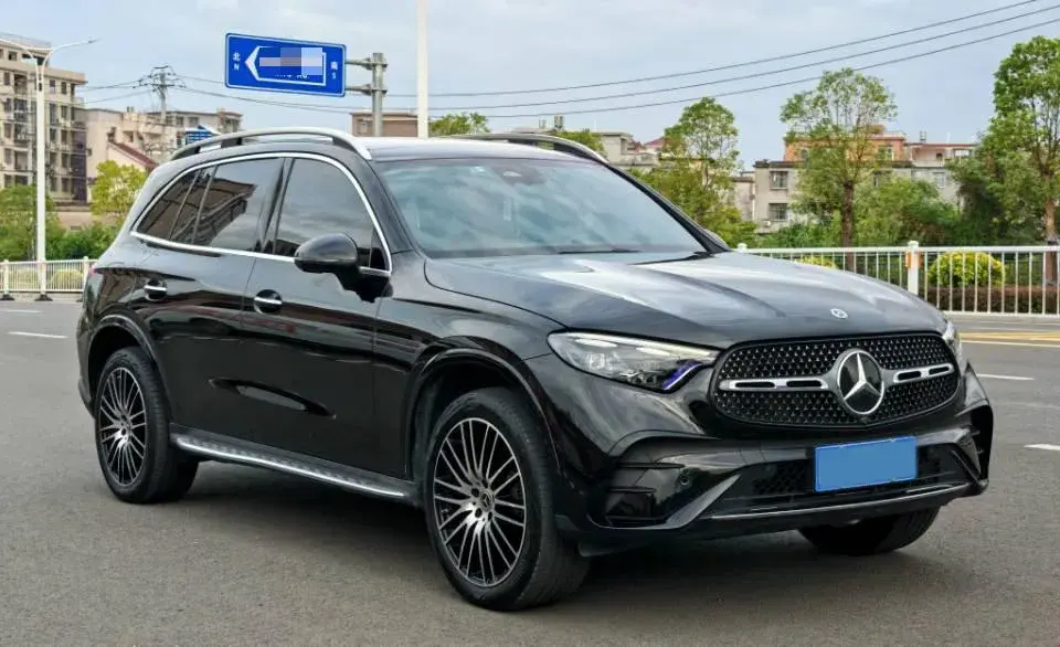 2023 MERCEDES-BENZ GLC thumbnail 3