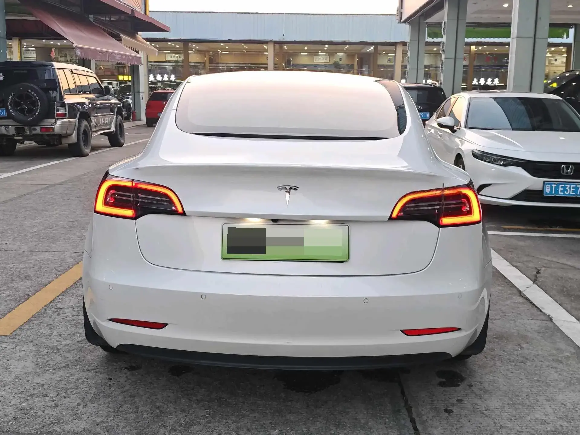 2019 TESLA MODEL thumbnail 3