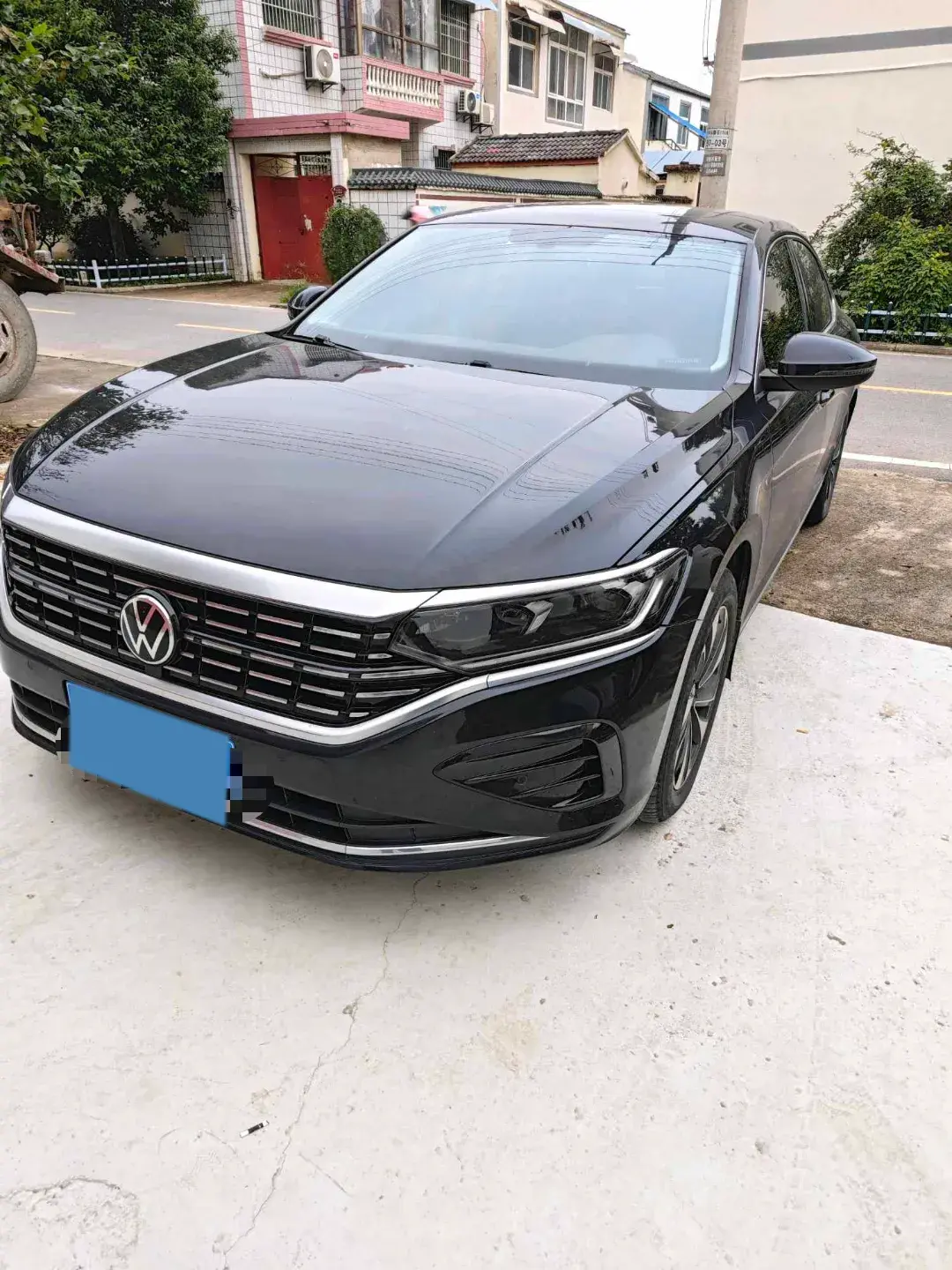 2022 VOLKSWAGEN PASSAT thumbnail 2