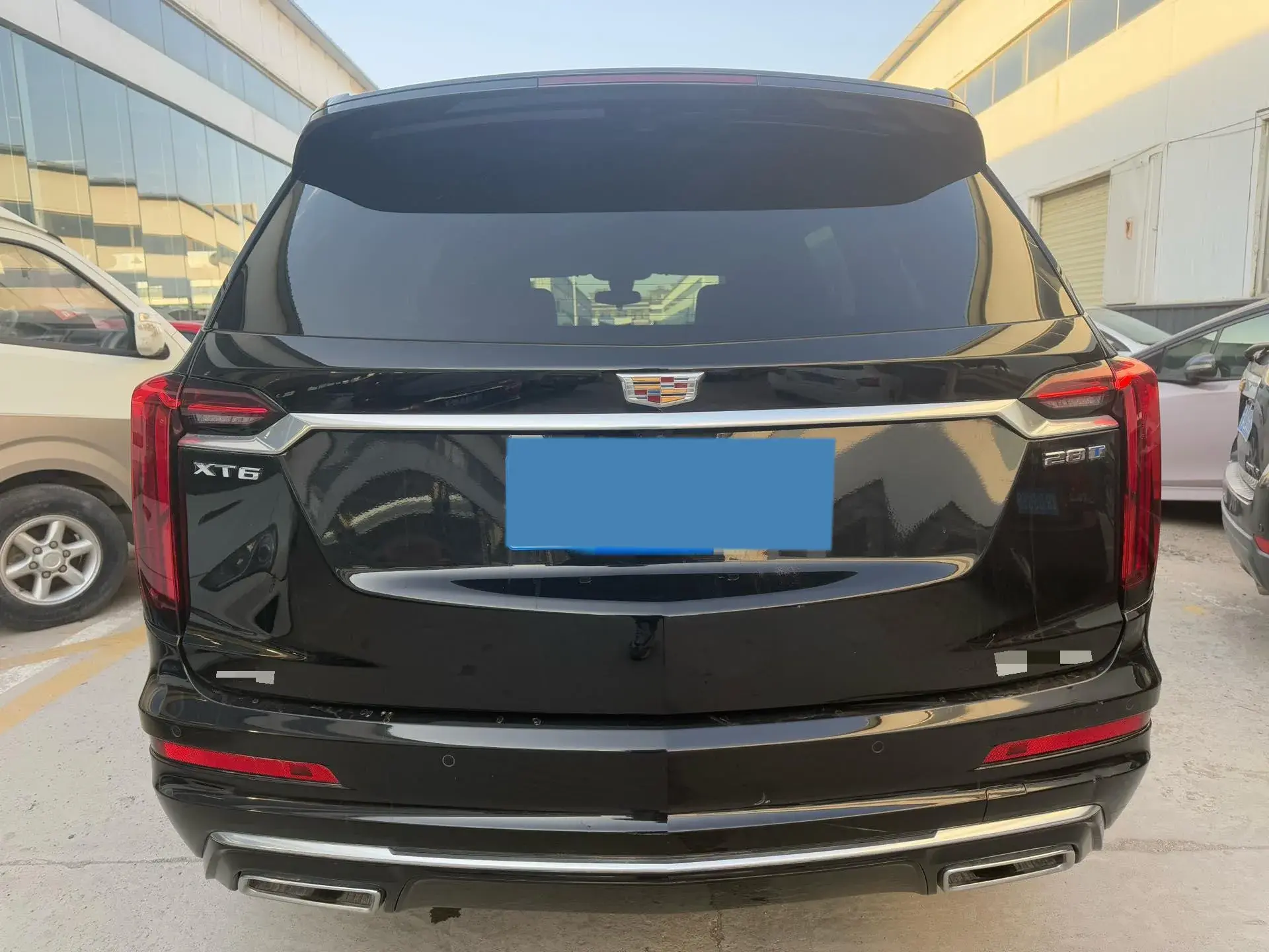 2022 CADILLAC XT6 thumbnail 4