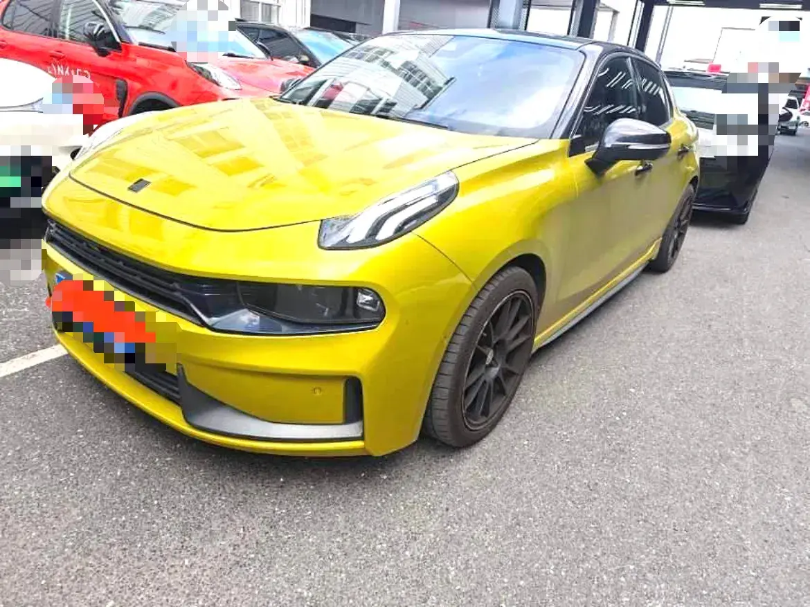 2020 LYNK&CO 03 view 1