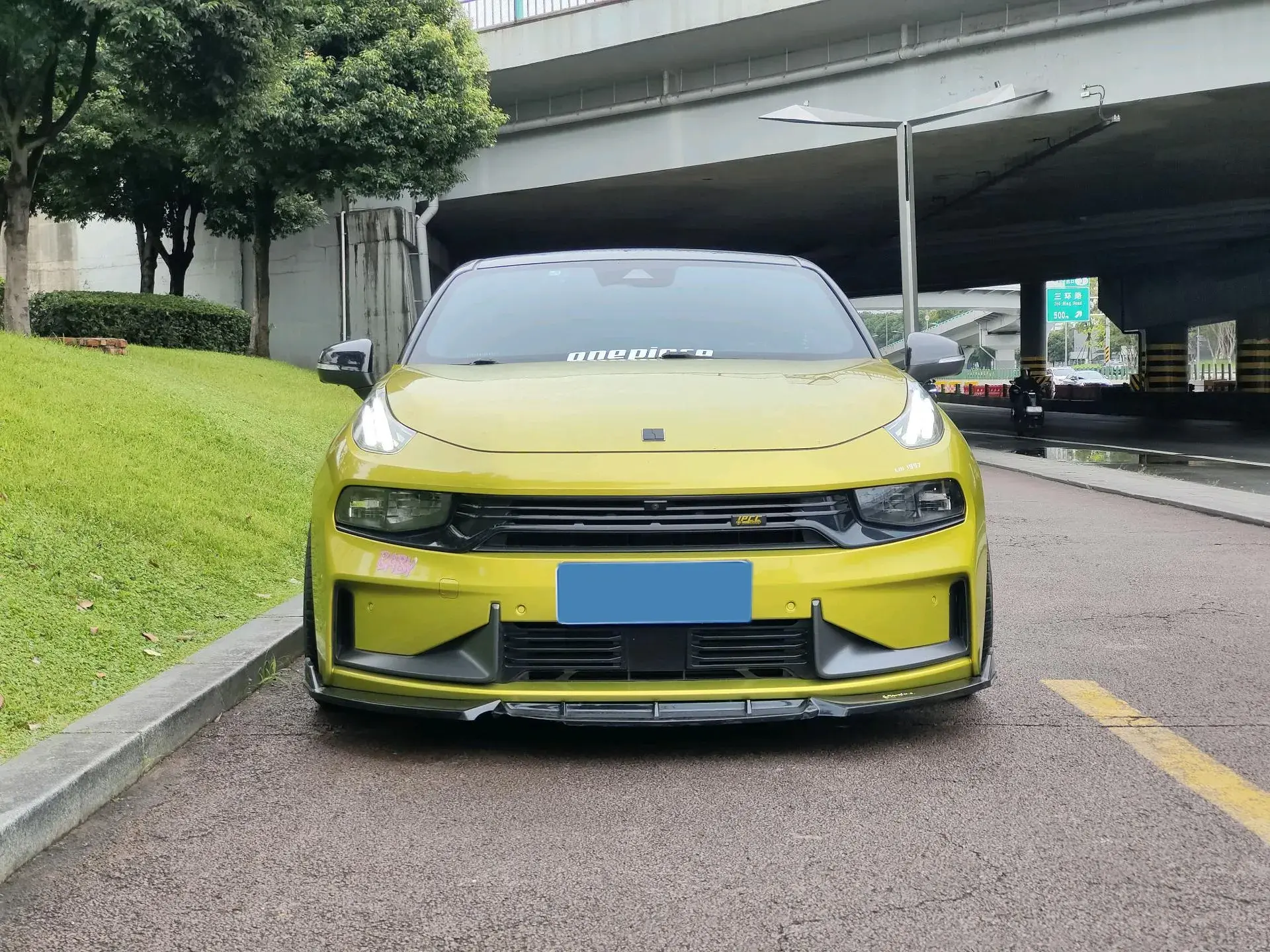 2020 LYNK&CO 03 thumbnail 3