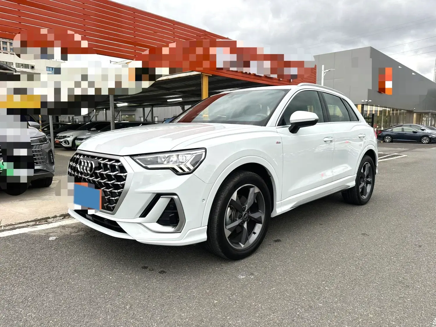 2024 AUDI Q2L view 1