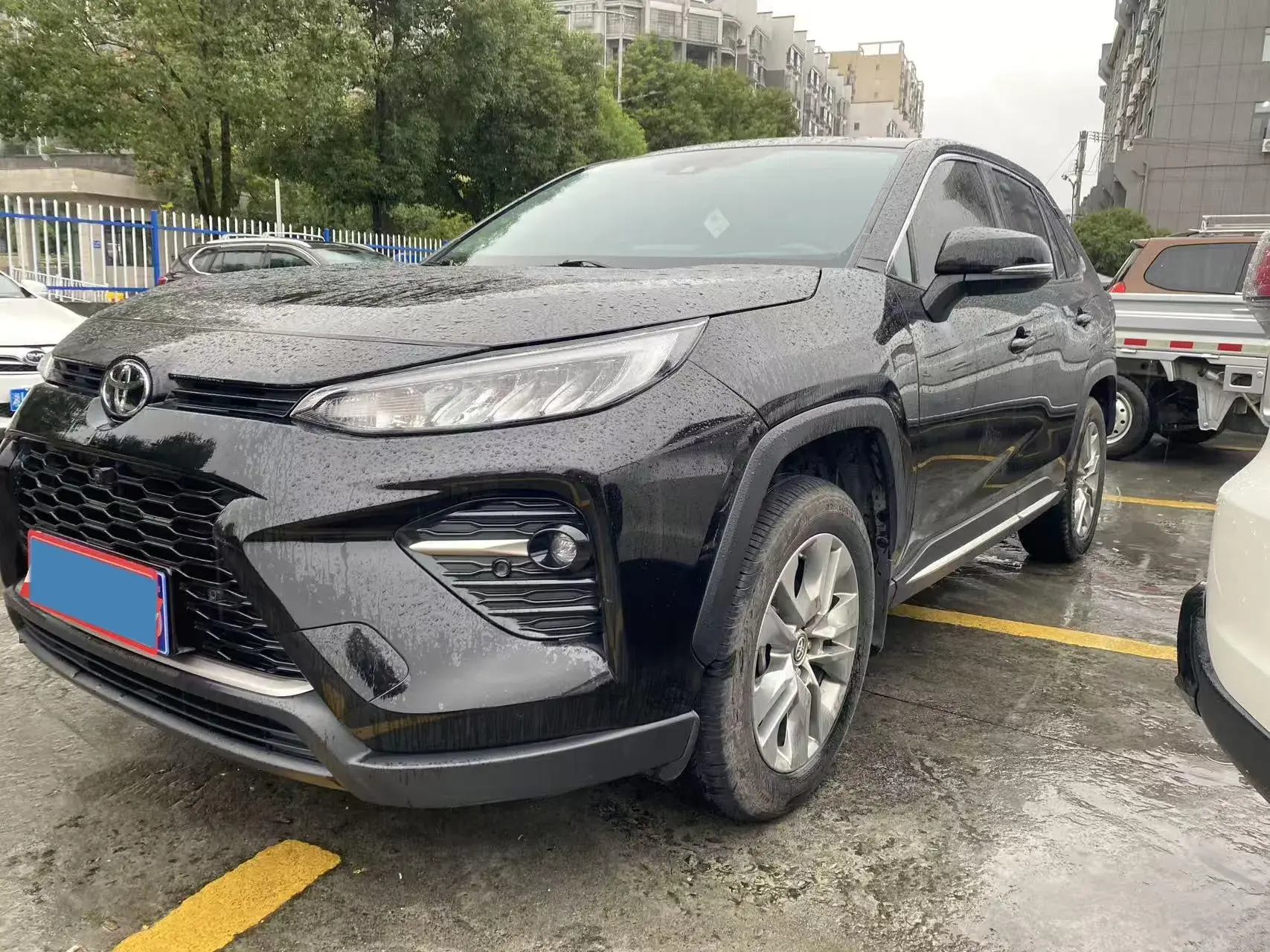 2022 TOYOTA WILDLANDER view 1