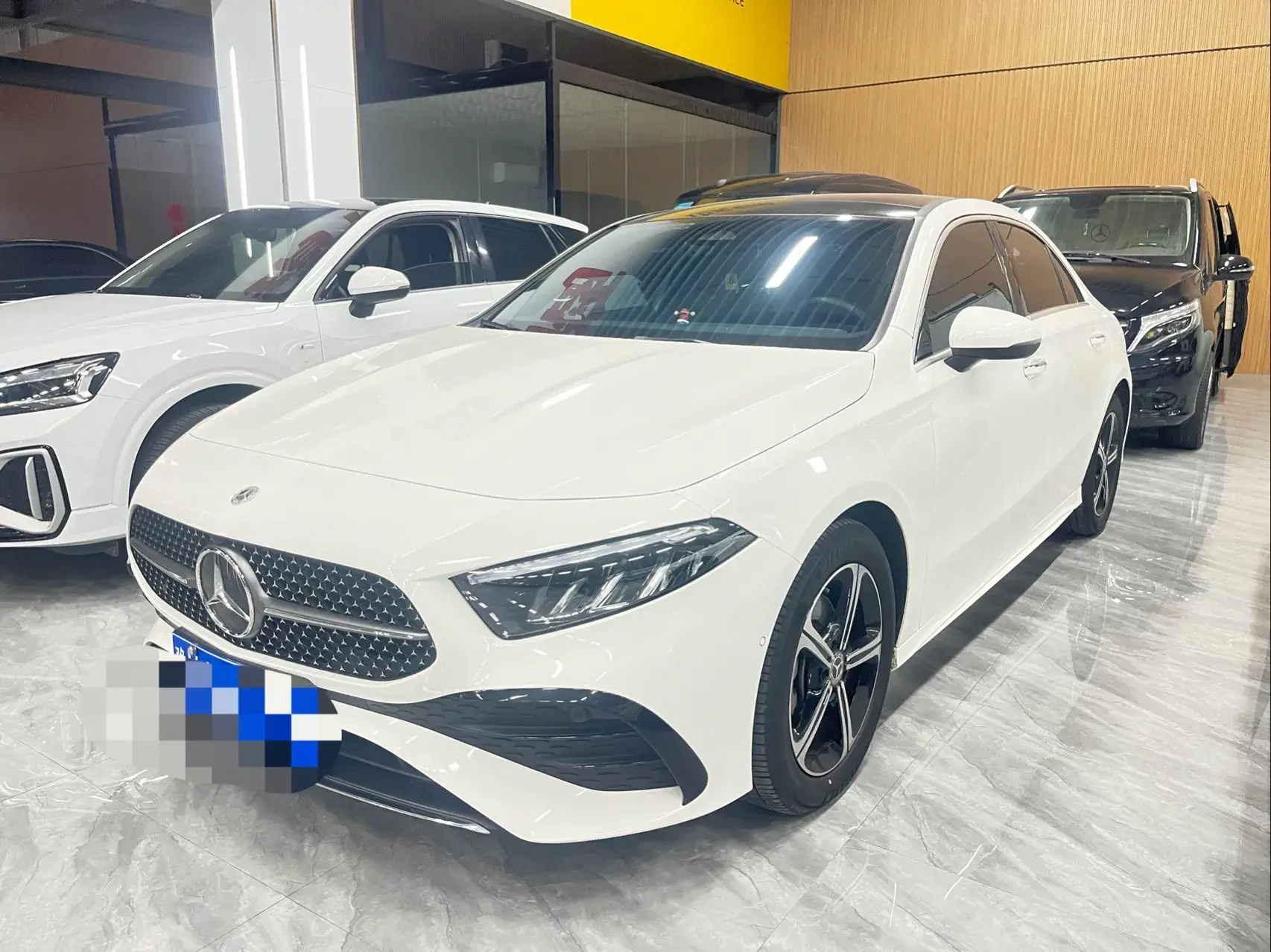 2024 MERCEDES-BENZ A view 1