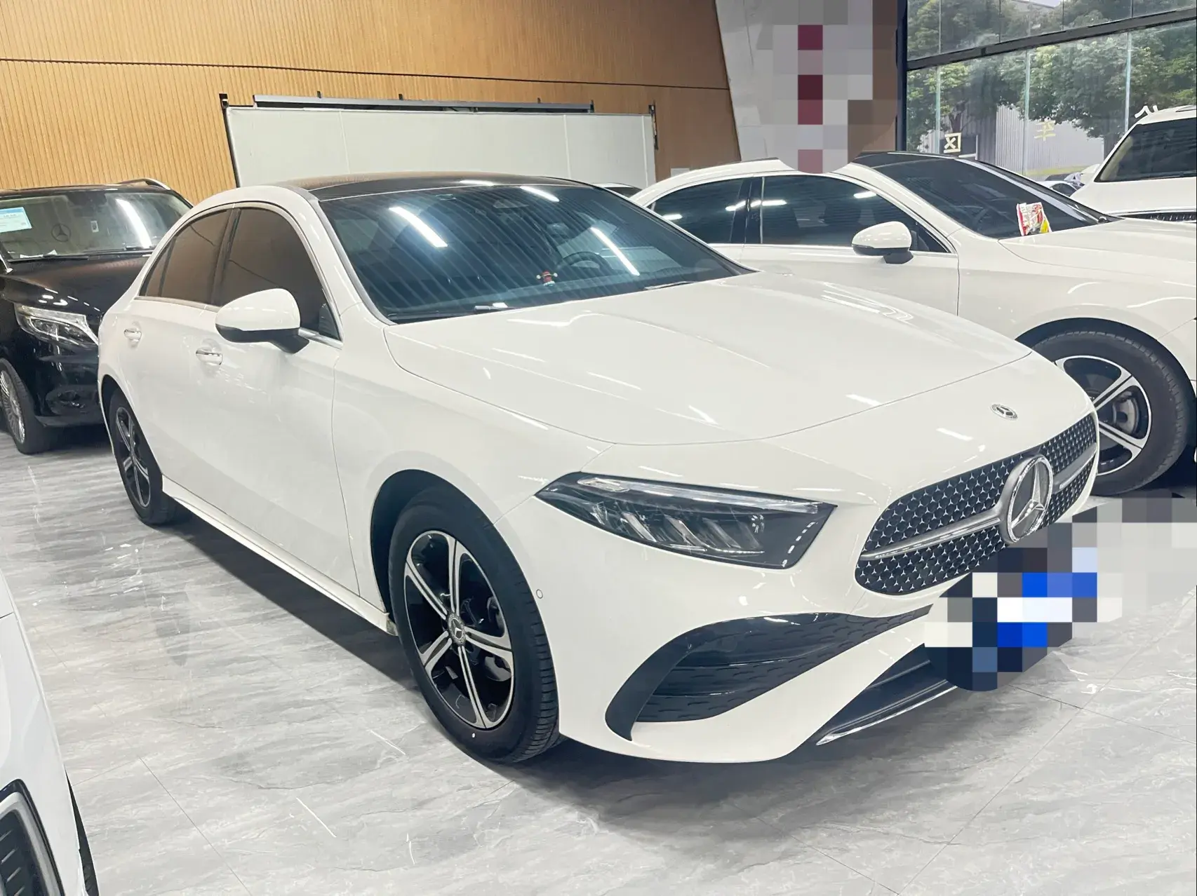 2024 MERCEDES-BENZ A thumbnail 2