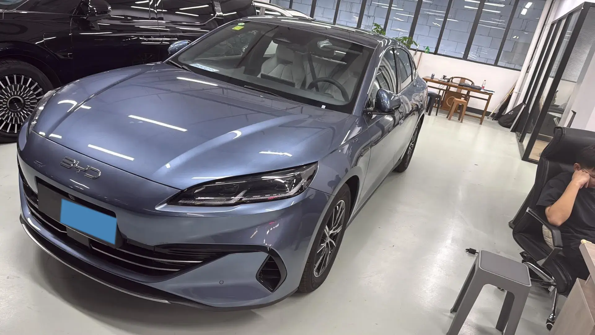 2024 BYD SEAL view 1