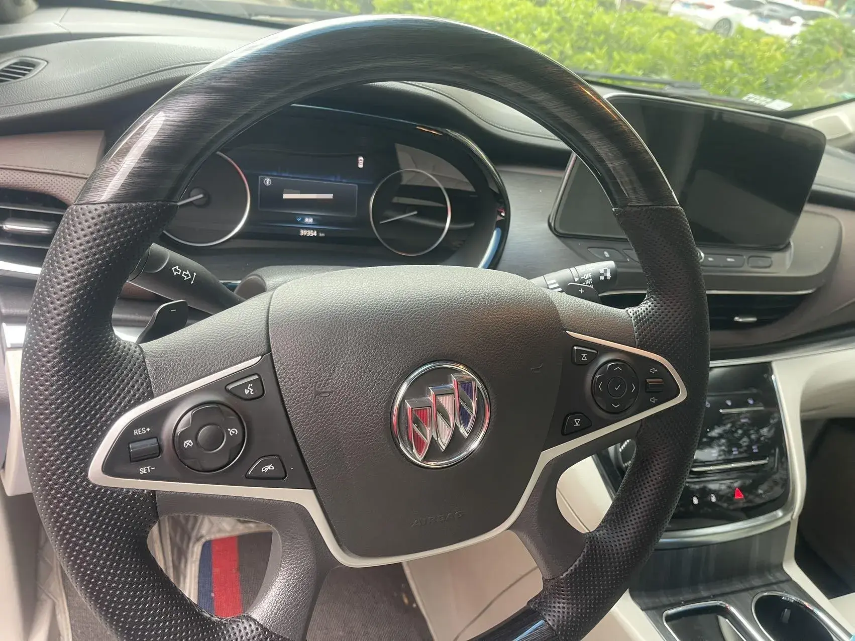 2023 BUICK GL8 thumbnail 4