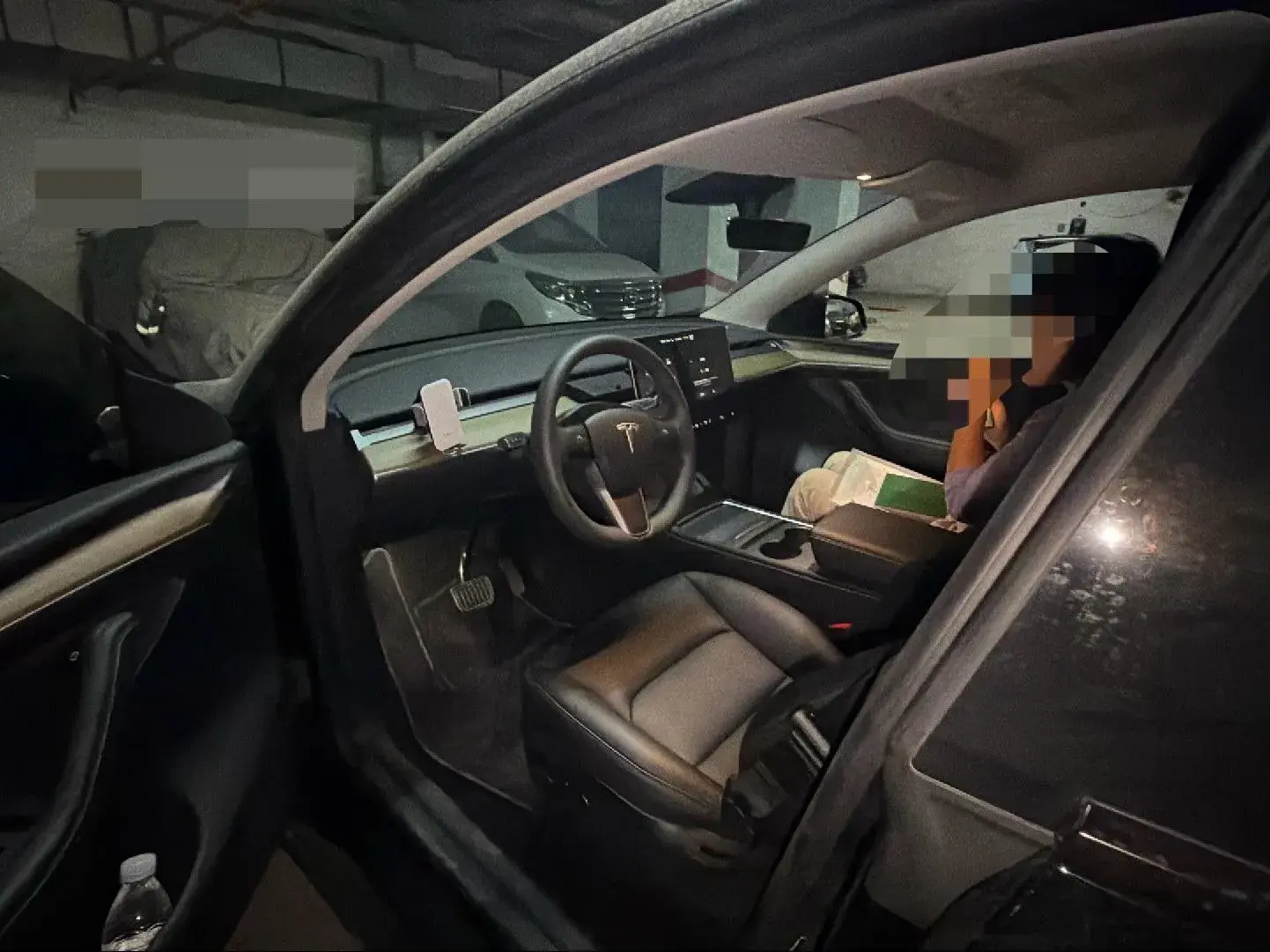 2022 TESLA MODEL thumbnail 4