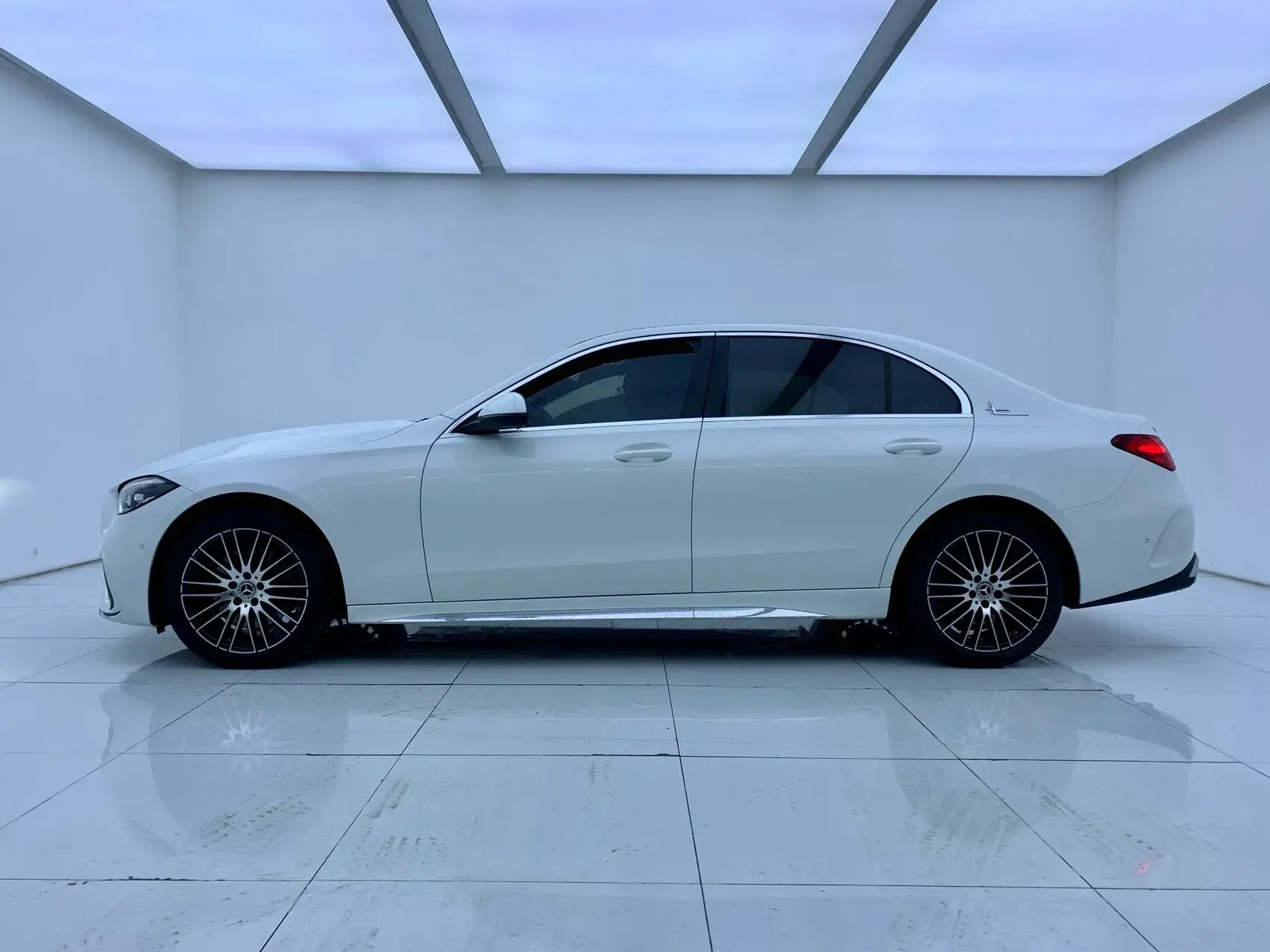 2023 MERCEDES-BENZ C thumbnail 3