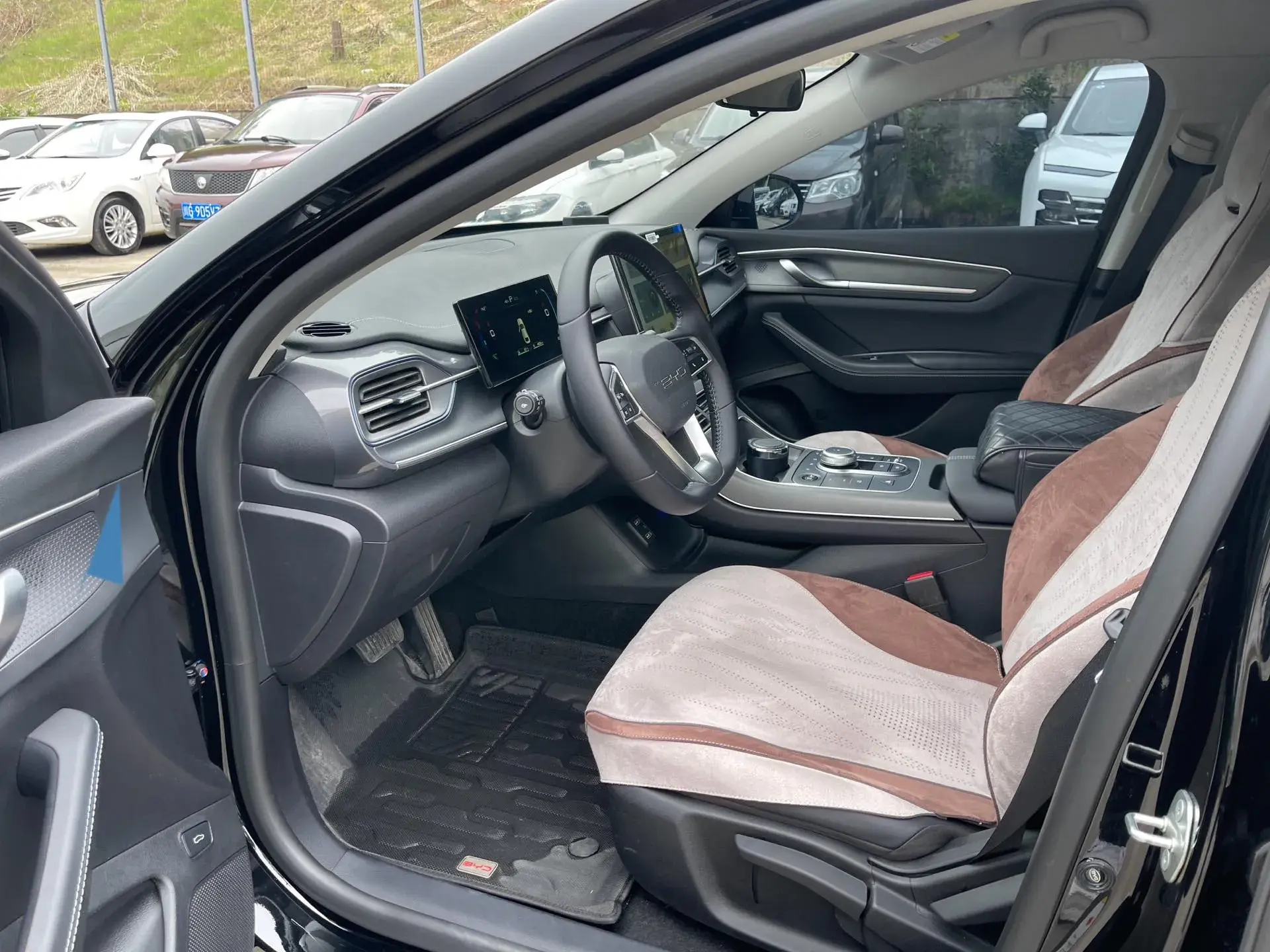 2024 BYD DESTROYER thumbnail 3