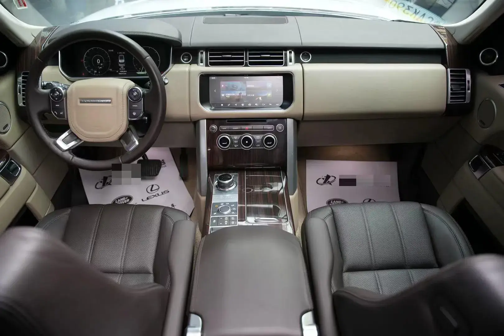 2017 LAND ROVER thumbnail 4