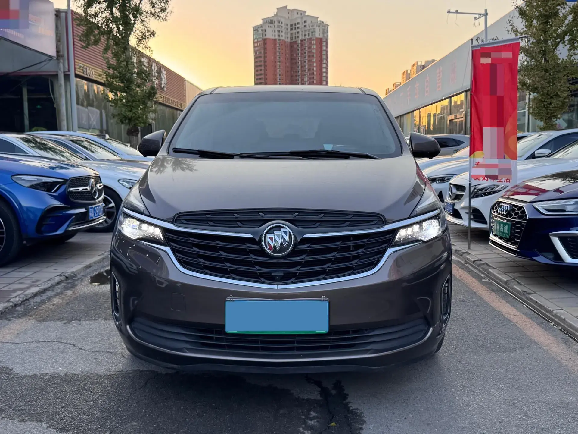 2021 BUICK GL8 thumbnail 2