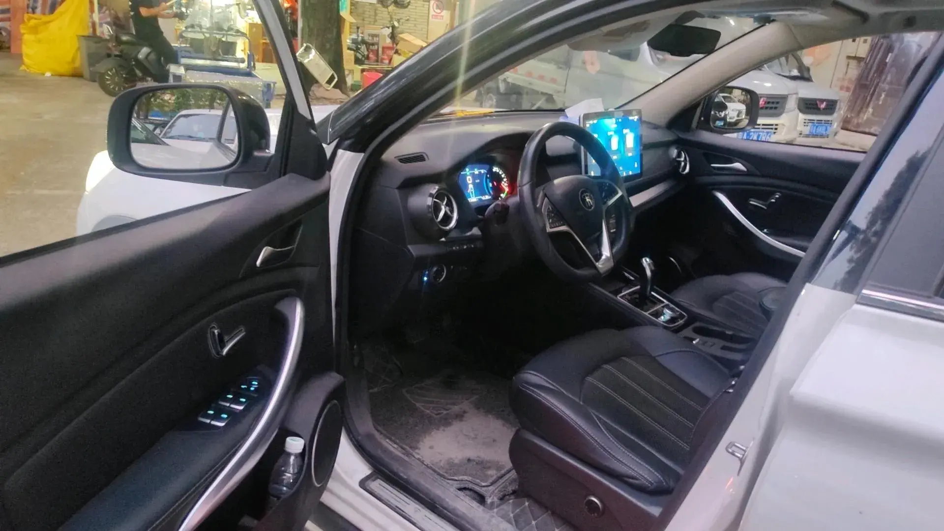 2019 BYD SONG thumbnail 2