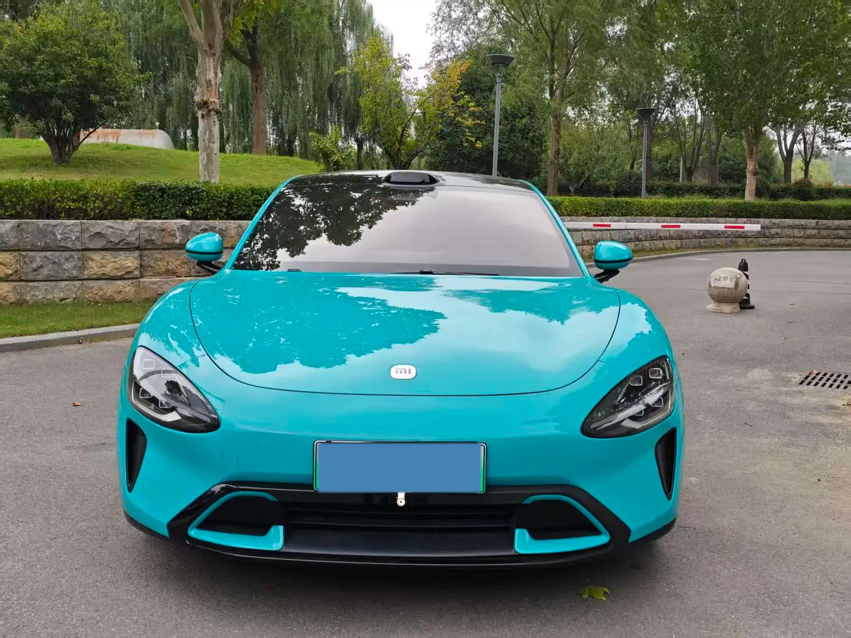 2024 MI SU7 thumbnail 2