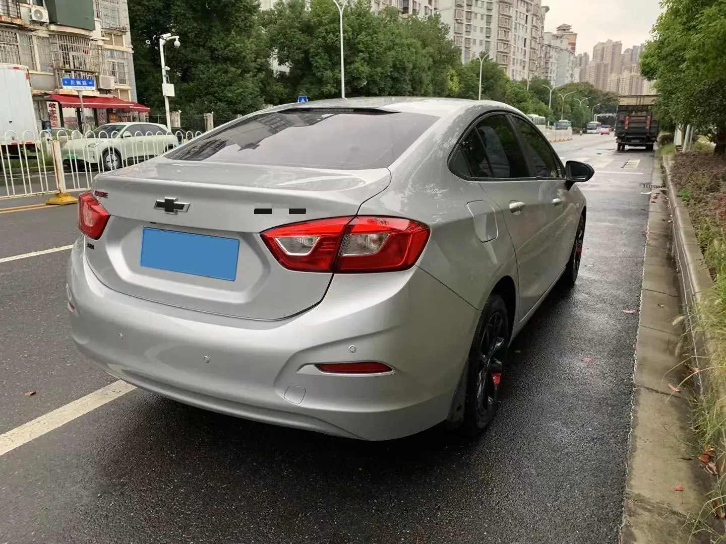 2018 CHEVROLET CRUZE thumbnail 4