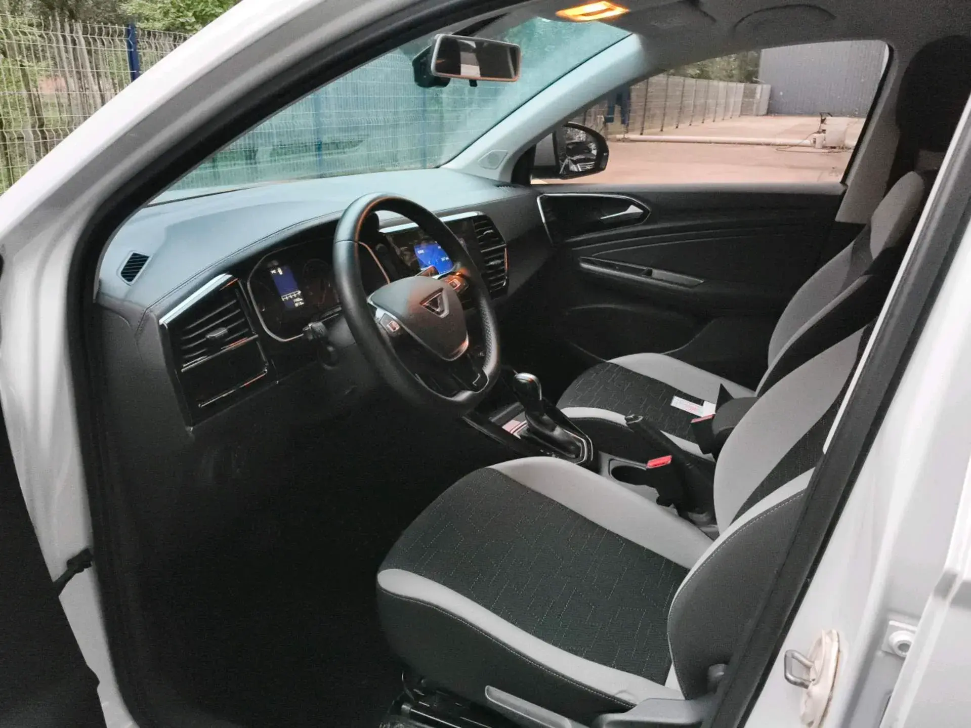 2021 JETTA VS5 thumbnail 4