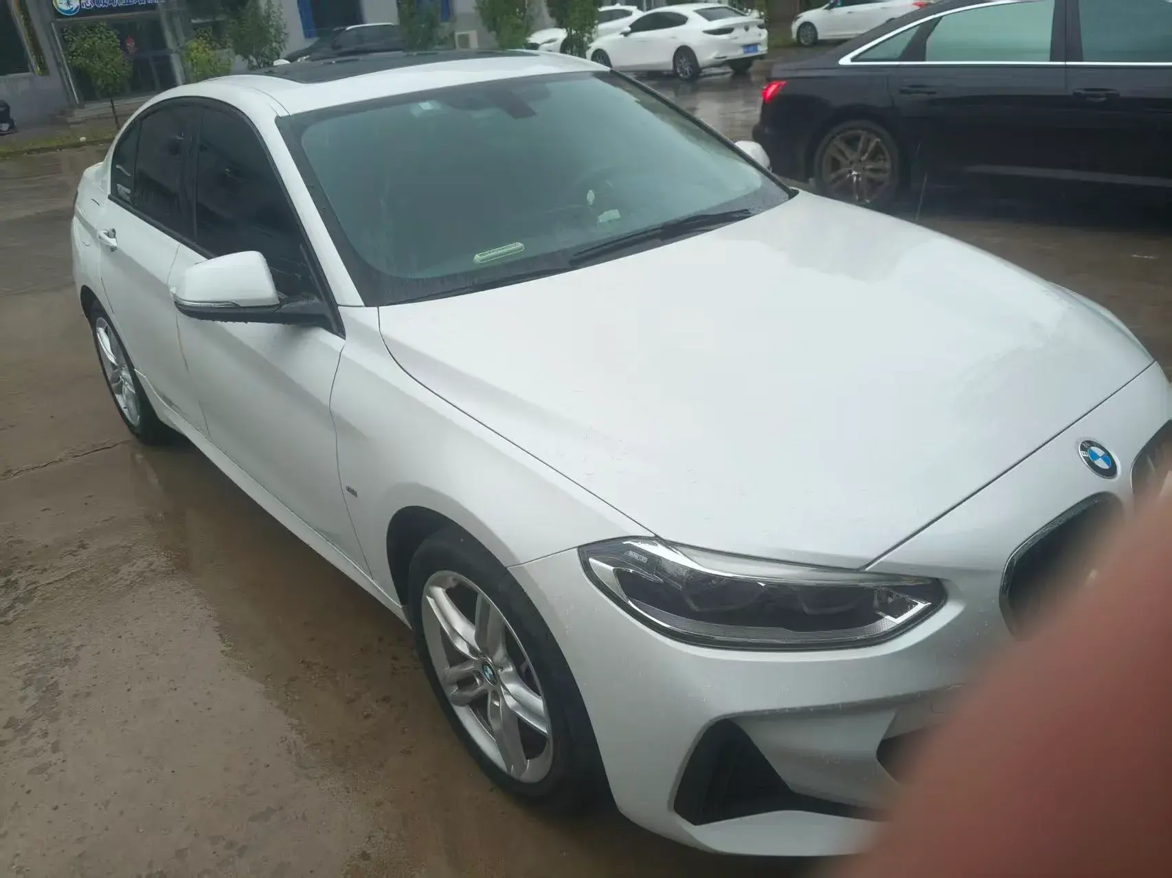 2020 BMW 1 thumbnail 2