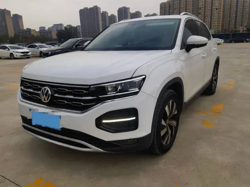 2019 VOLKSWAGEN TAYRON view 1