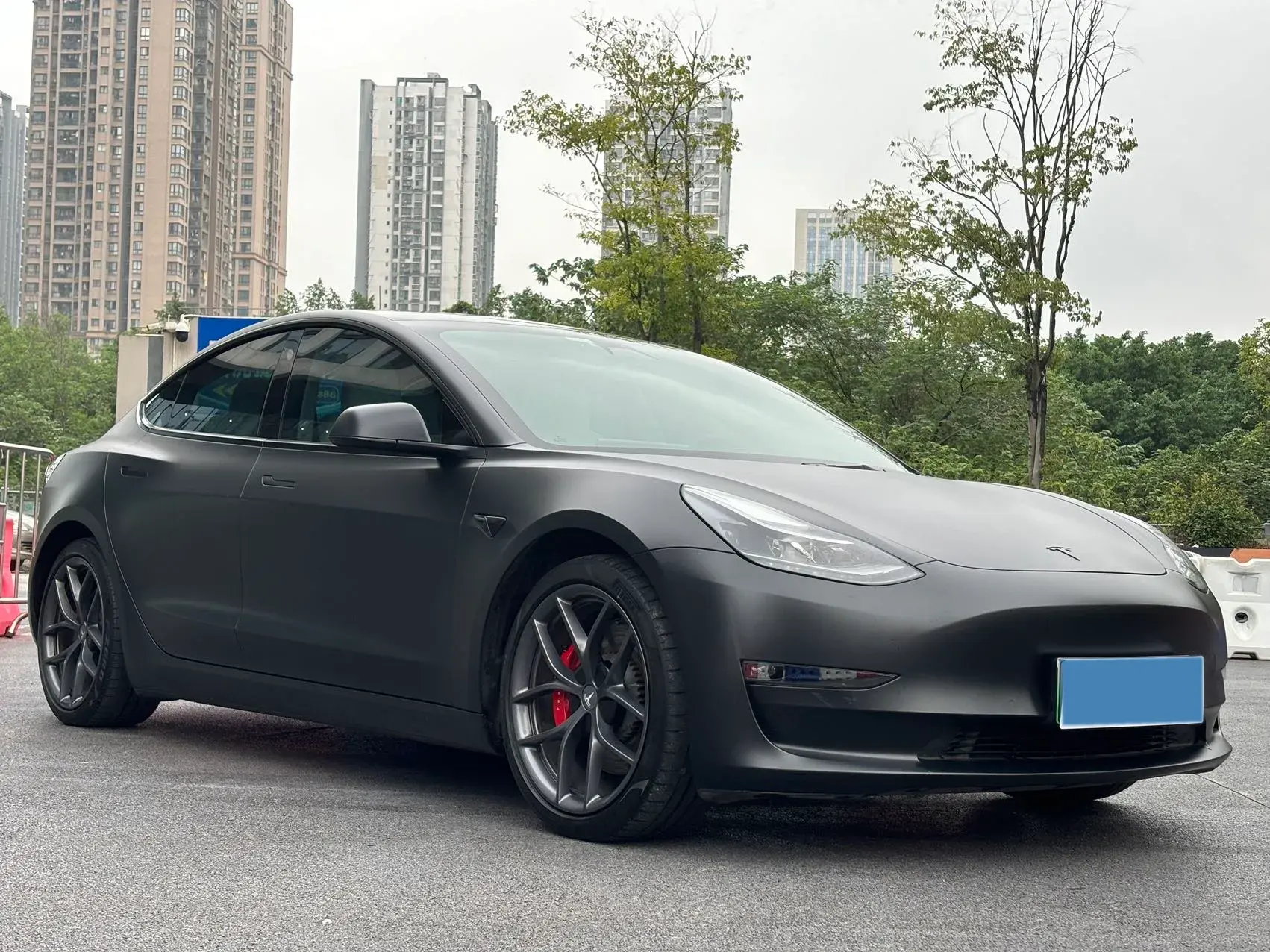 2020 TESLA MODEL thumbnail 3