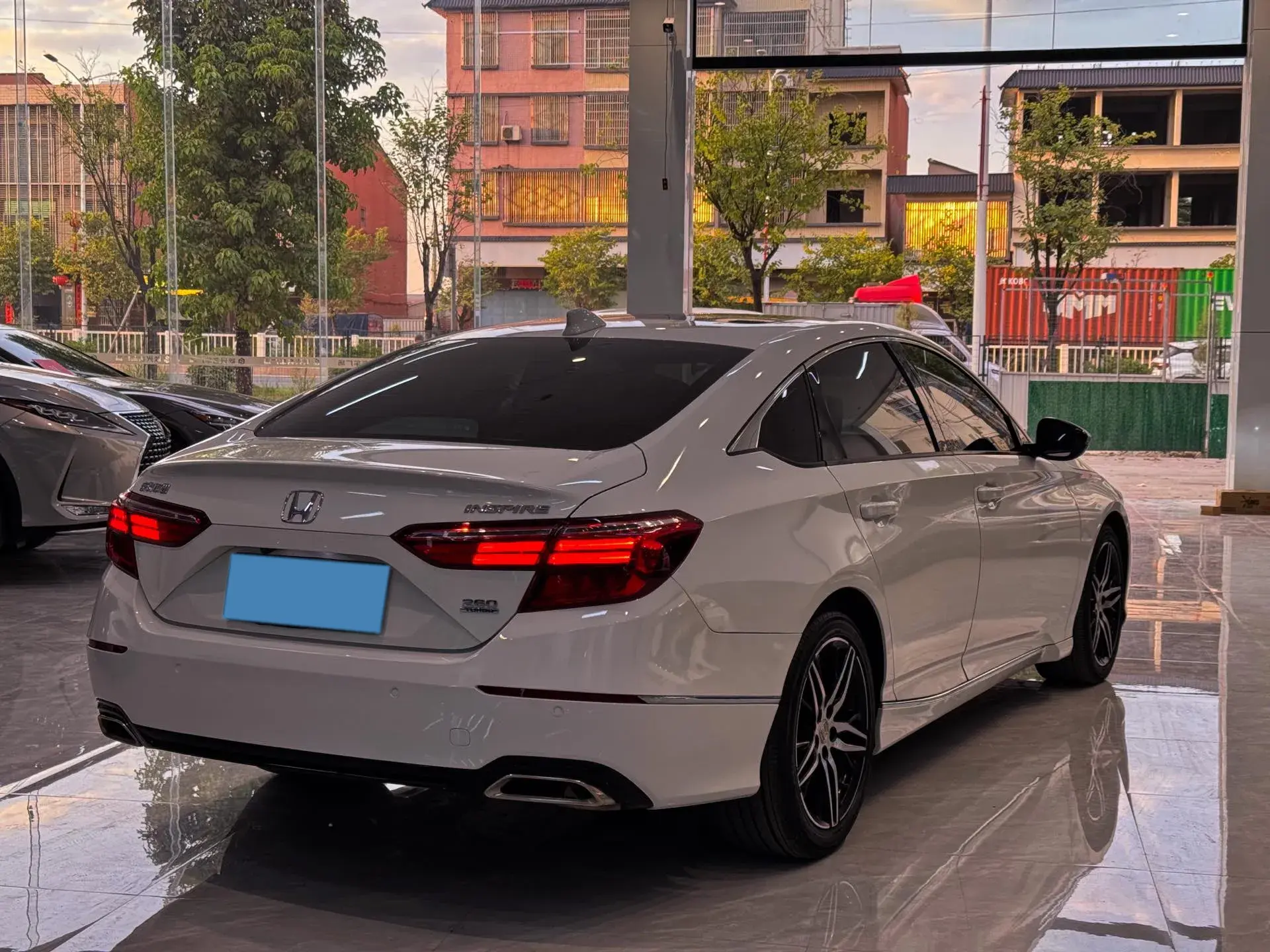 2022 HONDA INSPIRE thumbnail 4