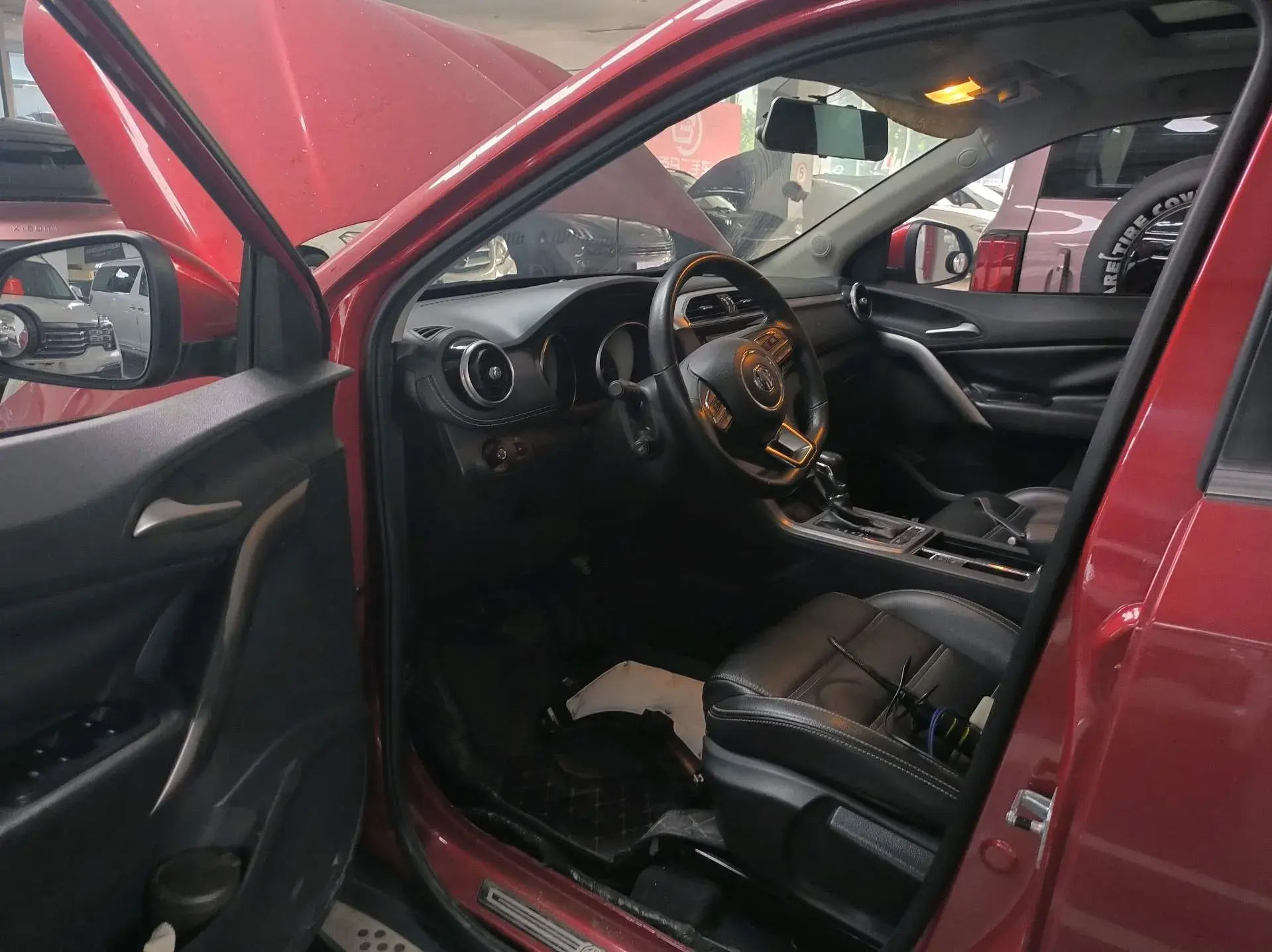 2019 MG GS thumbnail 2