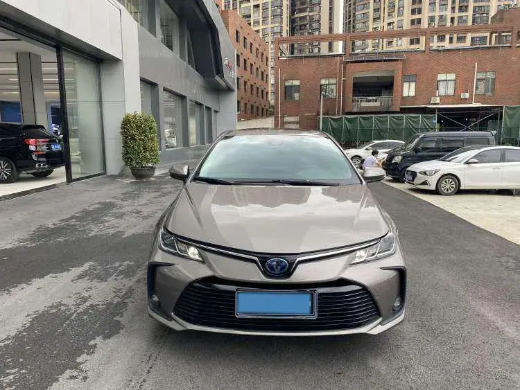 2022 TOYOTA COROLLA thumbnail 2