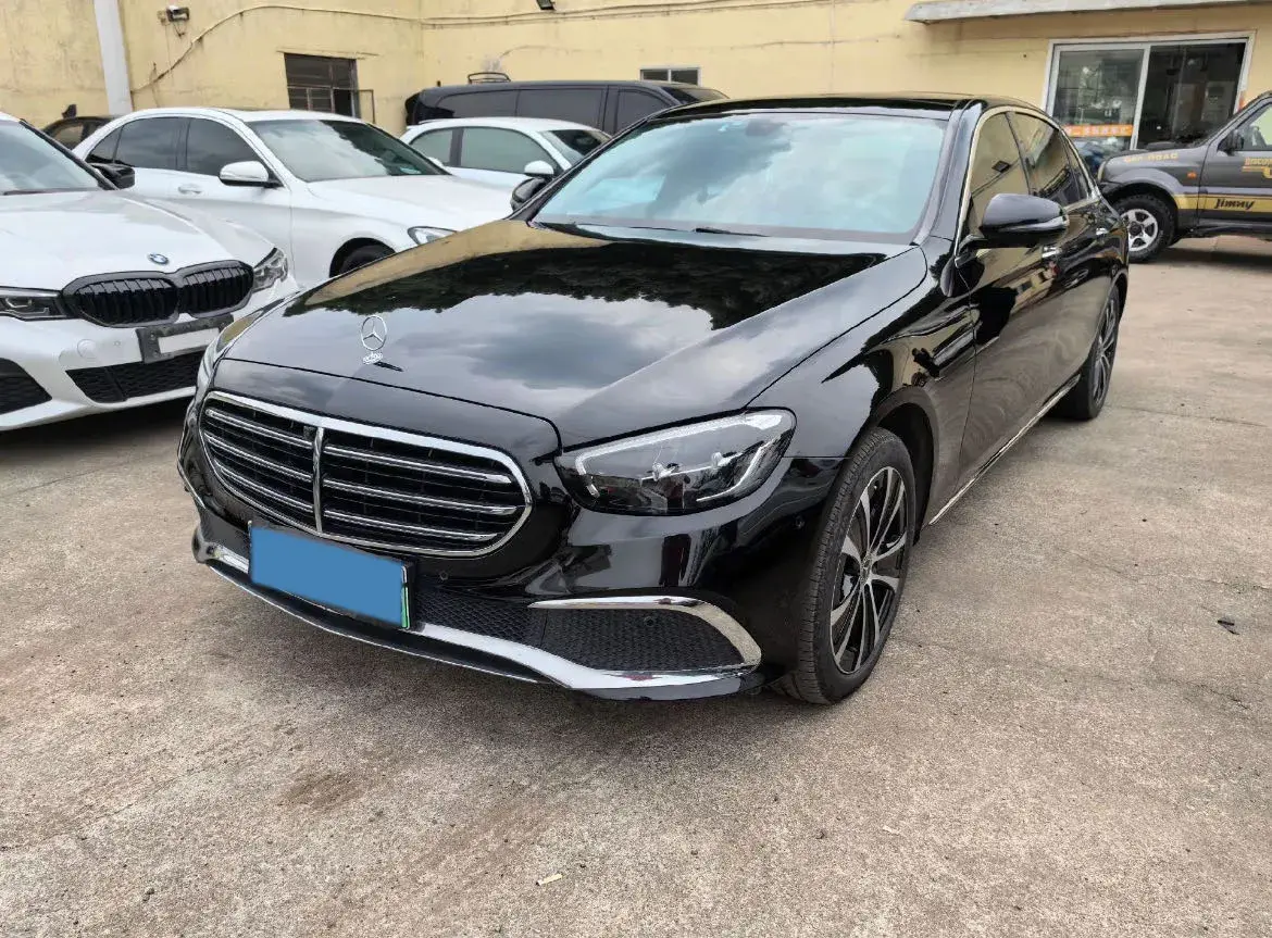 2022 MERCEDES-BENZ E view 1