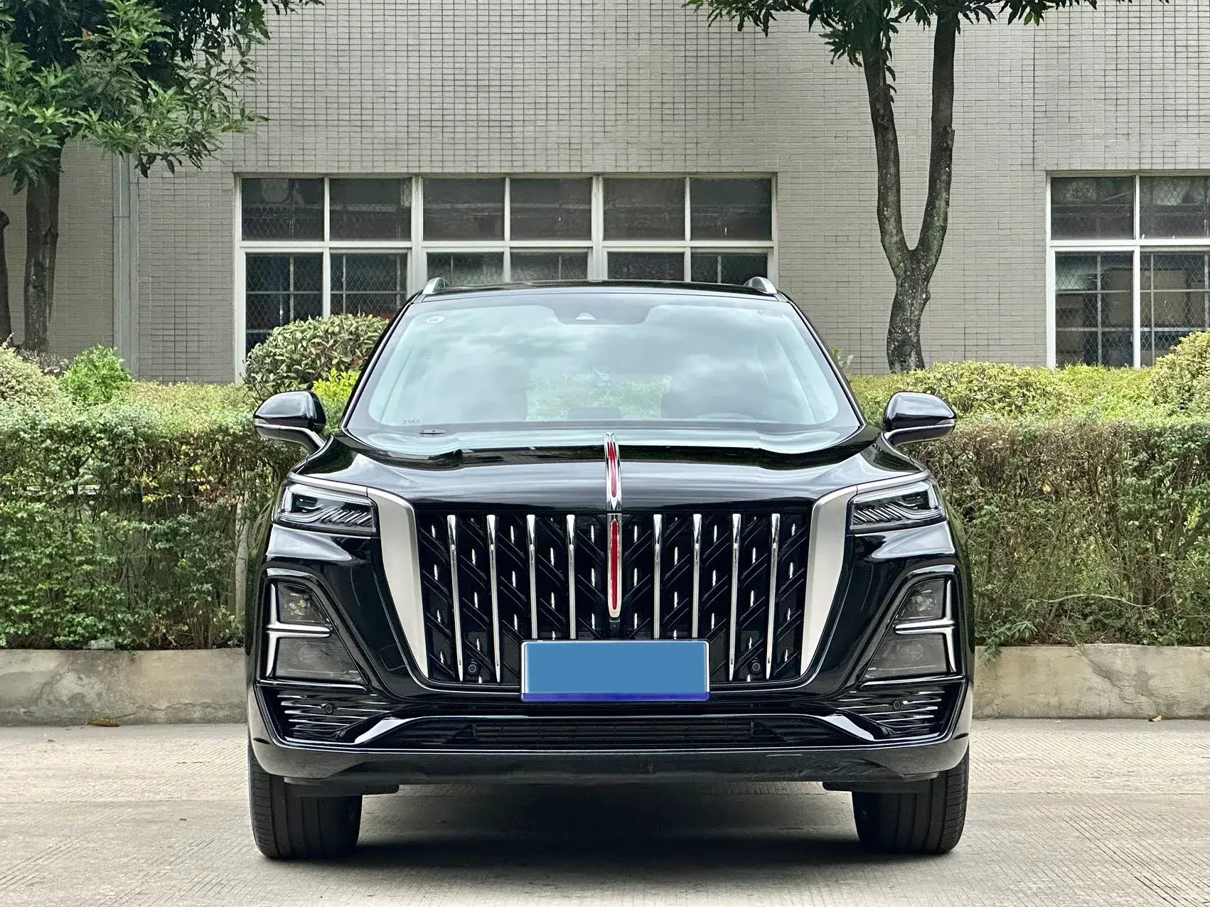 2025 HONGQI HS5 thumbnail 2