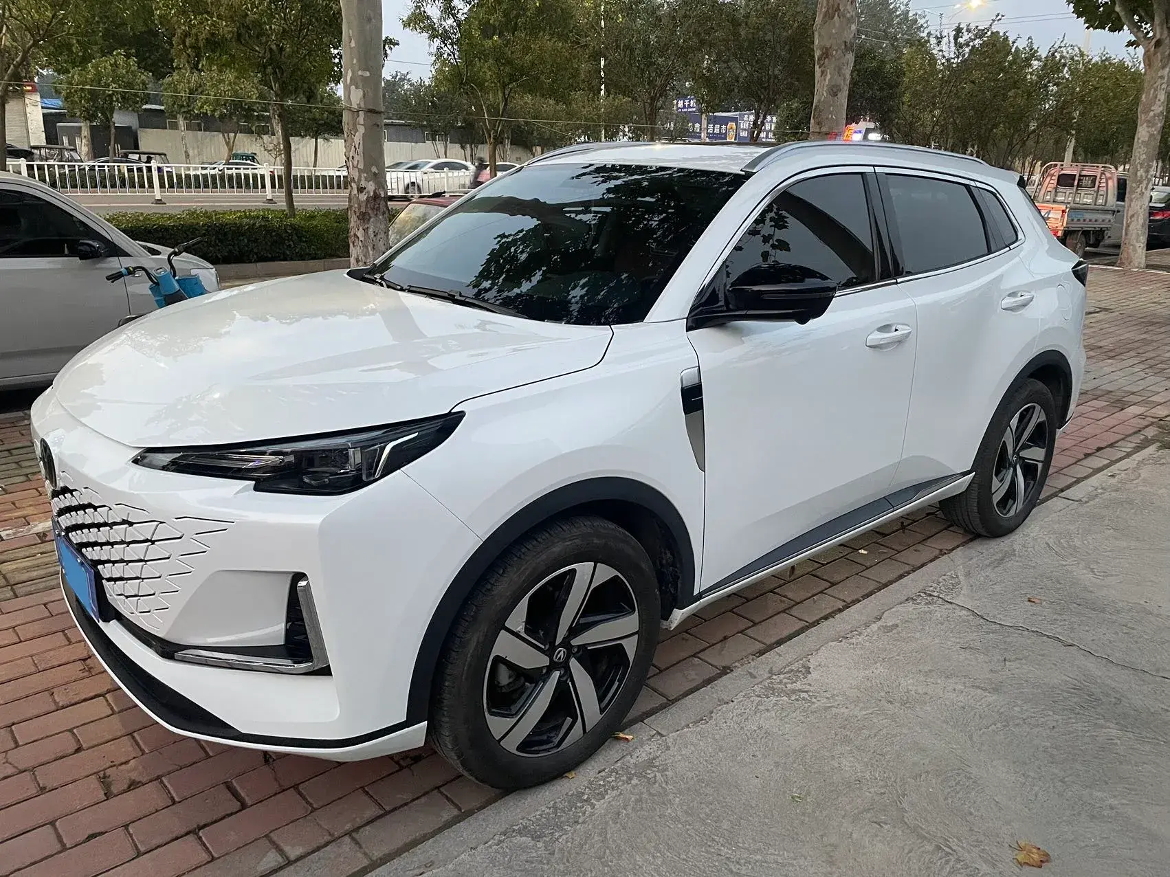 2024 CHANGAN X7 view 1