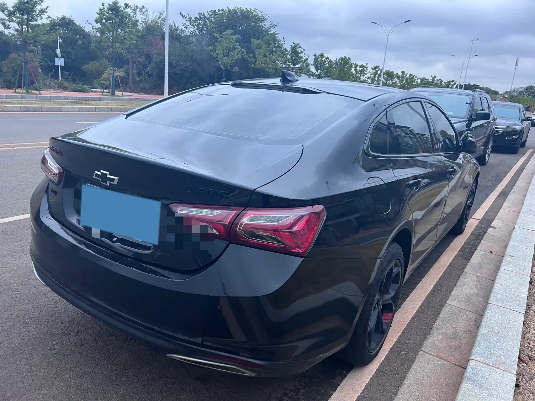 2022 CHEVROLET MALIBU thumbnail 3